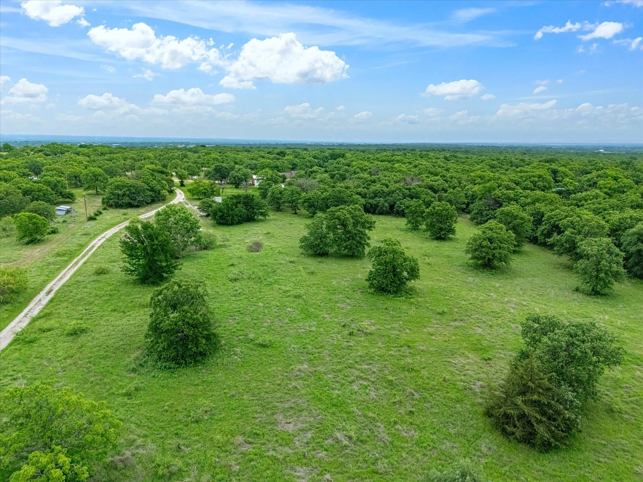 Single Family Residence For Sale in Wise County , 426 County Road 3435, Paradise, Texas 76073, 4 Bedroom, 3 Bathroom, 2 Garage spaces, 2,018 Sqft, built in 2005, Price $759,999, mls#21352275, Real Estate Agent in Paradise, Homes For Sale in Wise county, Homes For Sale in Paradise, Realtor in Paradise Texas, Real Estate Brokerage Independent Realty Texas, Luminita Cordes Realtor