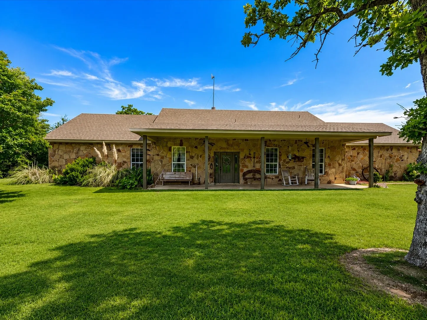 Single Family Residence For Sale in Wise County , 426 County Road 3435, Paradise, Texas 76073, 4 Bedroom, 3 Bathroom, 2 Garage spaces, 2,018 Sqft, built in 2005, Price $759,999, mls#21352275, Real Estate Agent in Paradise, Homes For Sale in Wise county, Homes For Sale in Paradise, Realtor in Paradise Texas, Real Estate Brokerage Independent Realty Texas, Luminita Cordes Realtor