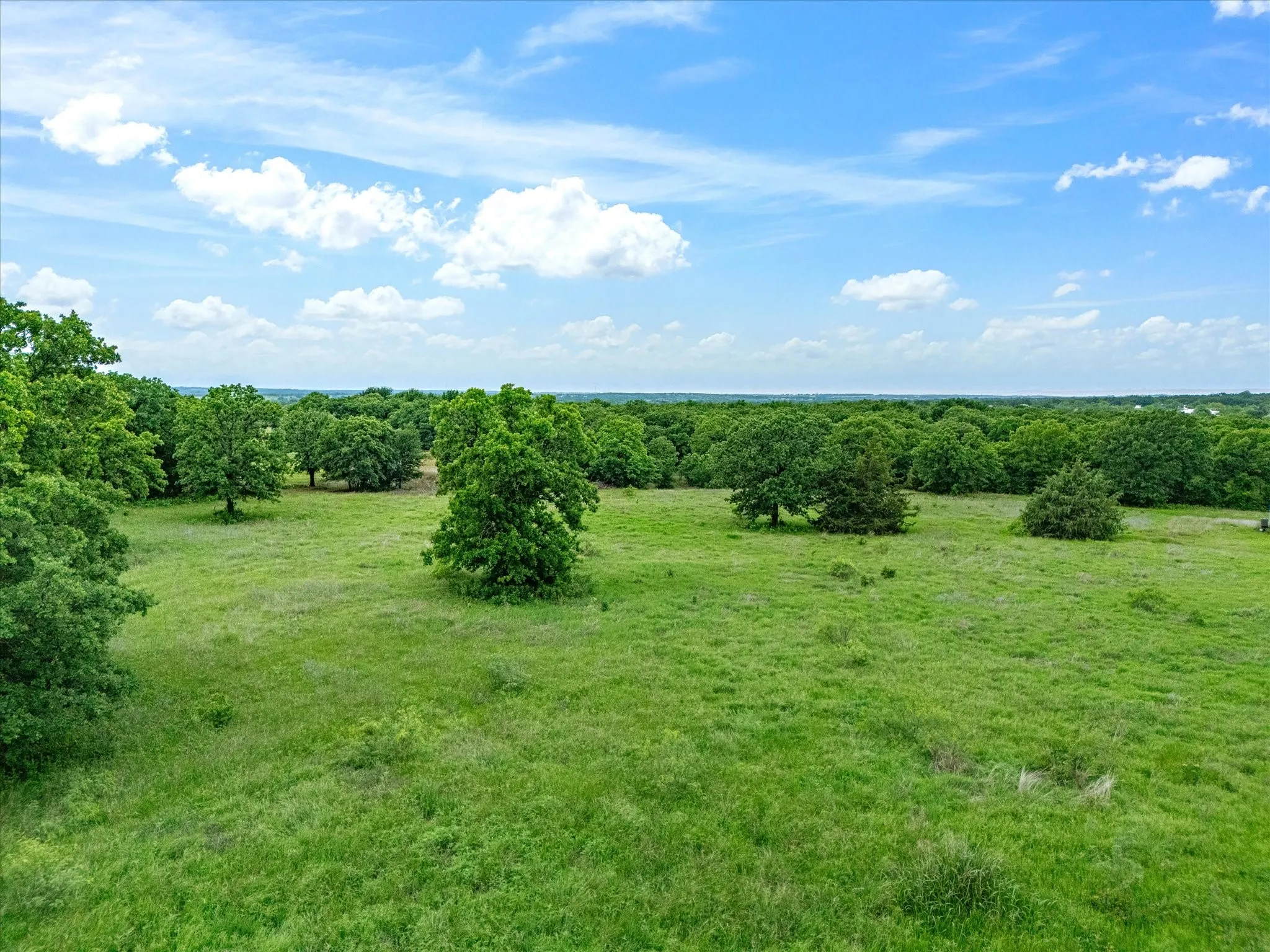 Single Family Residence For Sale in Wise County , 426 County Road 3435, Paradise, Texas 76073, 4 Bedroom, 3 Bathroom, 2 Garage spaces, 2,018 Sqft, built in 2005, Price $759,999, mls#21352275, Real Estate Agent in Paradise, Homes For Sale in Wise county, Homes For Sale in Paradise, Realtor in Paradise Texas, Real Estate Brokerage Independent Realty Texas, Luminita Cordes Realtor