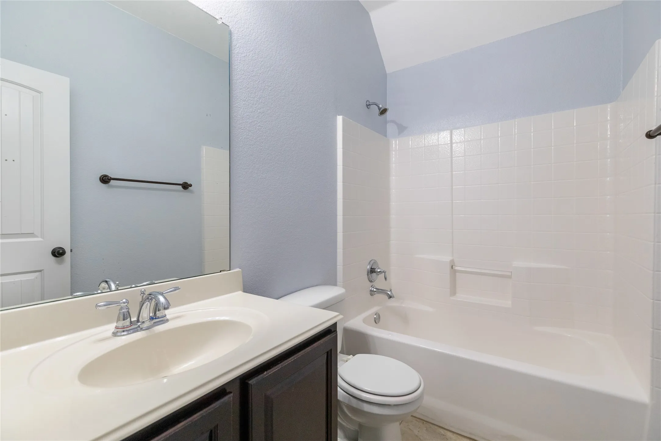 Single Family Residence For Sale in Tarrant County , 5708 Sleepy Creek Lane, Fort Worth, Texas 76179, 4 Bedroom, 4 Bathroom, 2 Garage spaces, 3,458 Sqft, built in 2012, mls#21349036, Real Estate Agent in Fort Worth, Homes For Sale in Tarrant county, Homes For Sale in Fort Worth, Realtor in Fort Worth Texas, Real Estate Brokerage Independent Realty Texas, Luminita Cordes Realtor