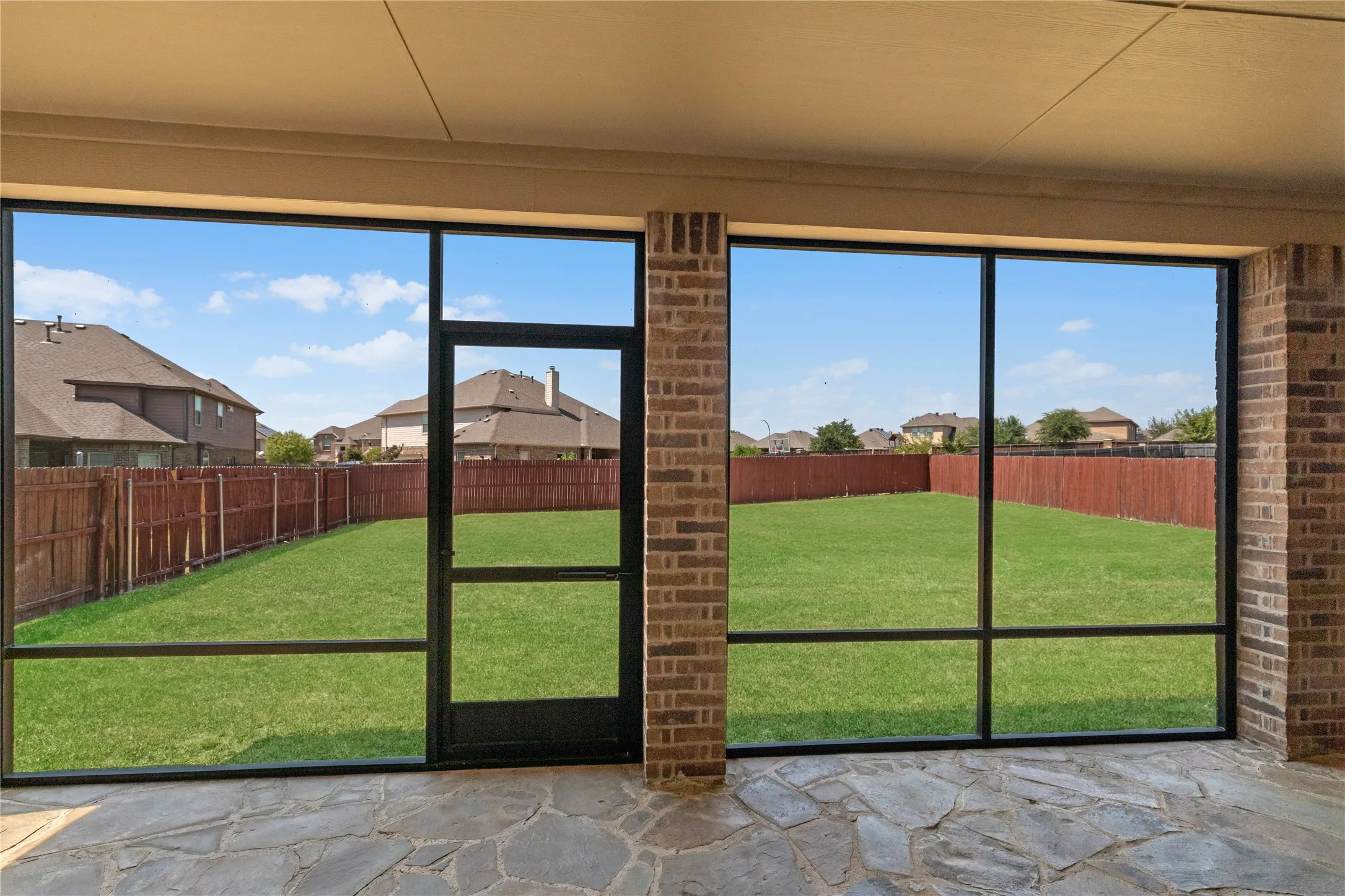 Single Family Residence For Sale in Tarrant County , 5708 Sleepy Creek Lane, Fort Worth, Texas 76179, 4 Bedroom, 4 Bathroom, 2 Garage spaces, 3,458 Sqft, built in 2012, mls#21349036, Real Estate Agent in Fort Worth, Homes For Sale in Tarrant county, Homes For Sale in Fort Worth, Realtor in Fort Worth Texas, Real Estate Brokerage Independent Realty Texas, Luminita Cordes Realtor