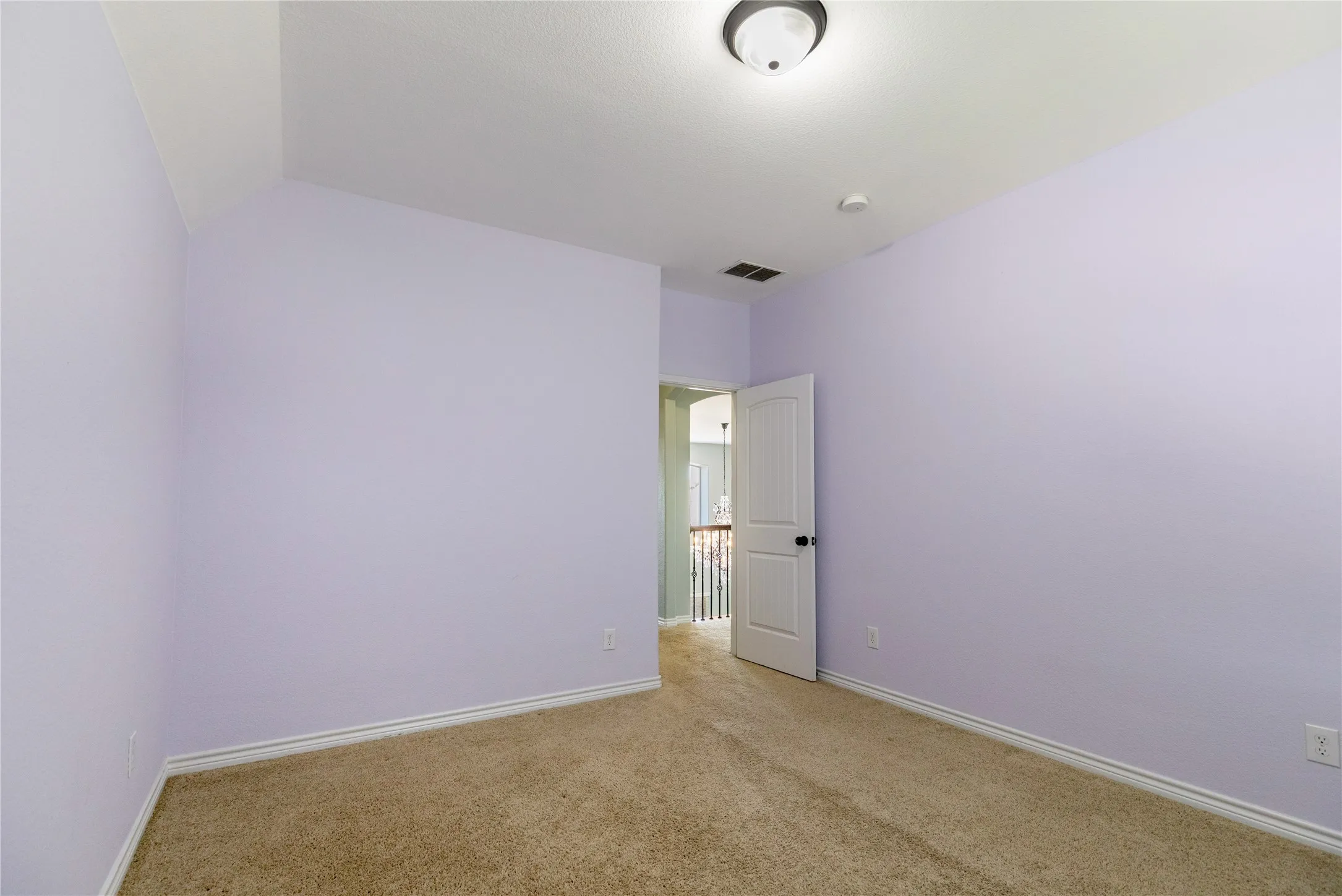 Single Family Residence For Sale in Tarrant County , 5708 Sleepy Creek Lane, Fort Worth, Texas 76179, 4 Bedroom, 4 Bathroom, 2 Garage spaces, 3,458 Sqft, built in 2012, mls#21349036, Real Estate Agent in Fort Worth, Homes For Sale in Tarrant county, Homes For Sale in Fort Worth, Realtor in Fort Worth Texas, Real Estate Brokerage Independent Realty Texas, Luminita Cordes Realtor