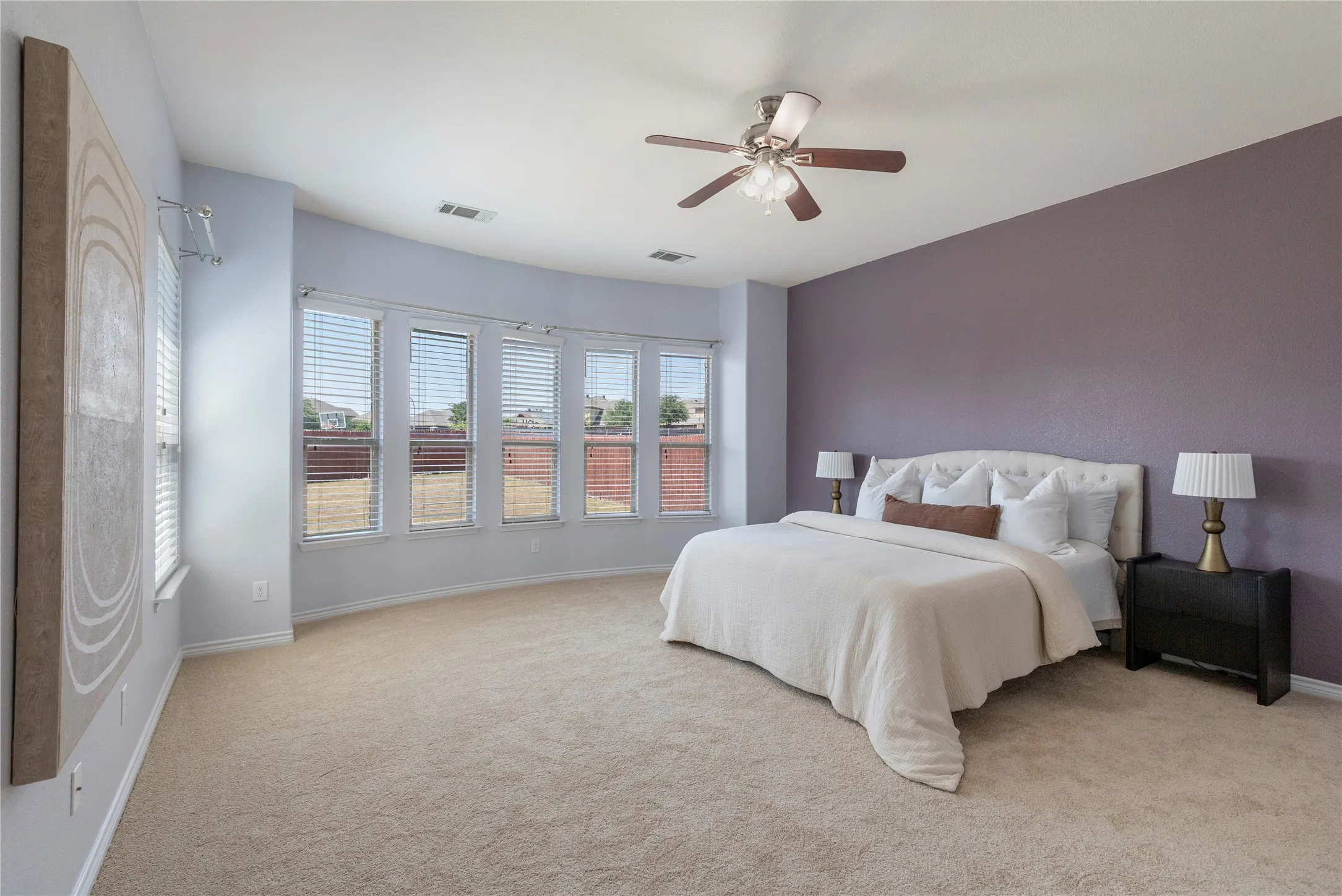 Single Family Residence For Sale in Tarrant County , 5708 Sleepy Creek Lane, Fort Worth, Texas 76179, 4 Bedroom, 4 Bathroom, 2 Garage spaces, 3,458 Sqft, built in 2012, mls#21349036, Real Estate Agent in Fort Worth, Homes For Sale in Tarrant county, Homes For Sale in Fort Worth, Realtor in Fort Worth Texas, Real Estate Brokerage Independent Realty Texas, Luminita Cordes Realtor