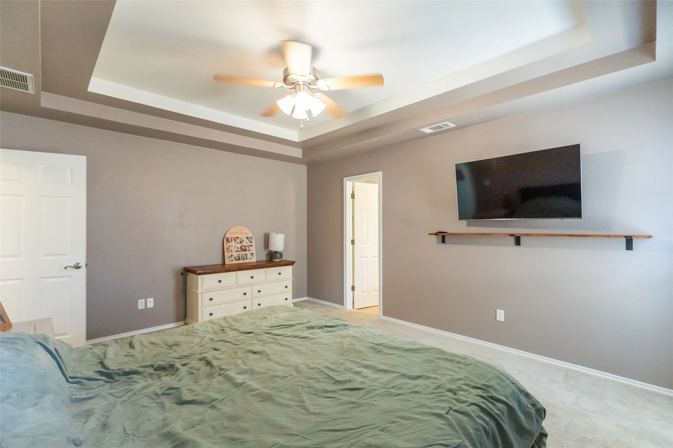 Single Family Residence For Sale in Taylor County , 16 High Life Circle, Abilene, Texas 79606, 4 Bedroom, 2 Bathroom, 2 Garage spaces, 1,917 Sqft, built in 1998, mls#21351850, Real Estate Agent in Abilene, Homes For Sale in Taylor county, Homes For Sale in Abilene, Realtor in Abilene Texas, Real Estate Brokerage Independent Realty Texas, Luminita Cordes Realtor