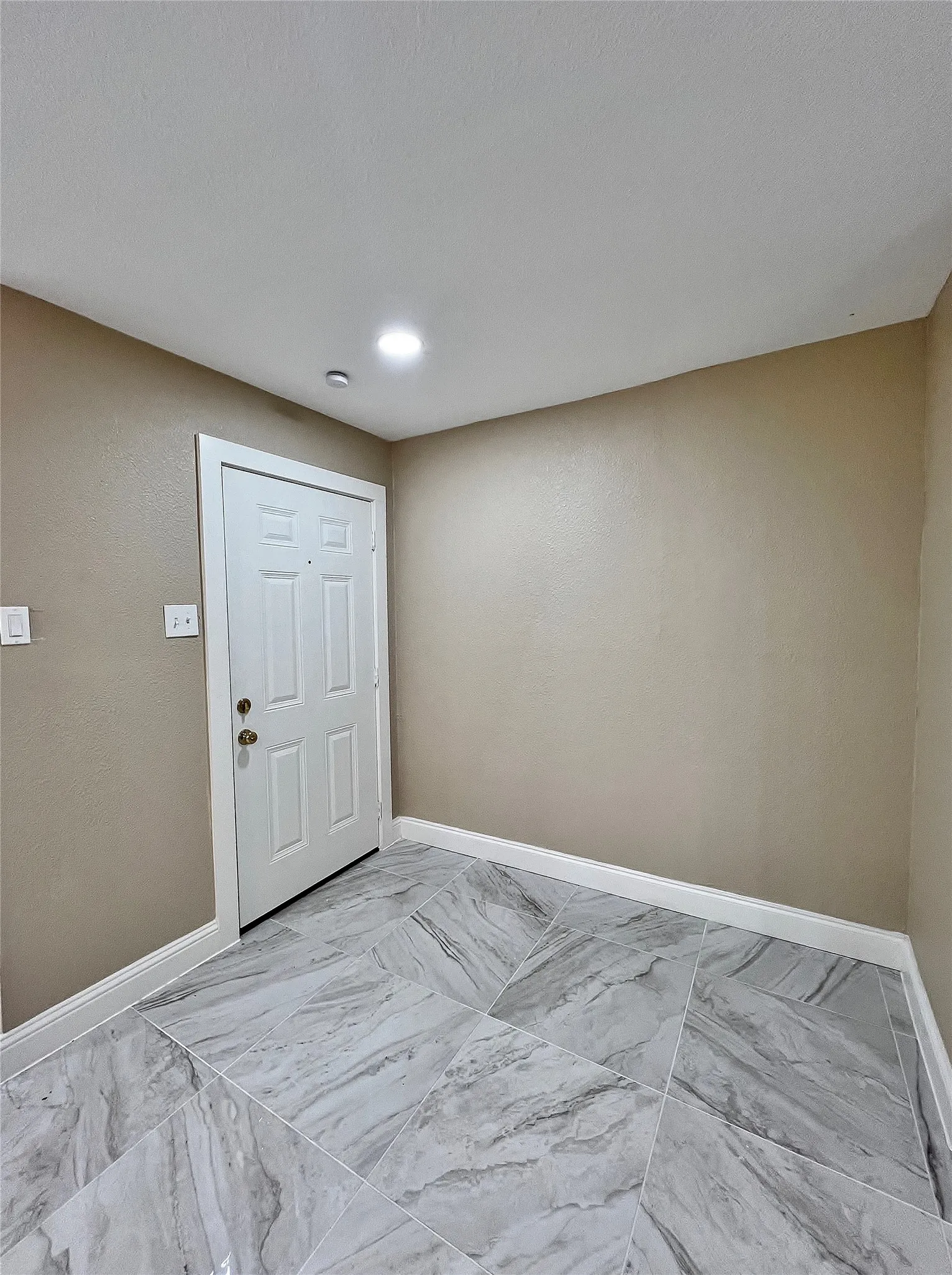 Single Family Residence For Rent in Dallas County , 1914 W Northgate Drive, Irving, Texas 75062, 3 Bedroom, 2 Bathroom, 2 Garage spaces, 2,127 Sqft, built in 1964, mls#21352298, Real Estate Agent in Irving, Homes For Rent in Dallas county, Homes For Rent in Irving, Realtor in Irving Texas, Real Estate Brokerage Independent Realty Texas, Luminita Cordes Realtor