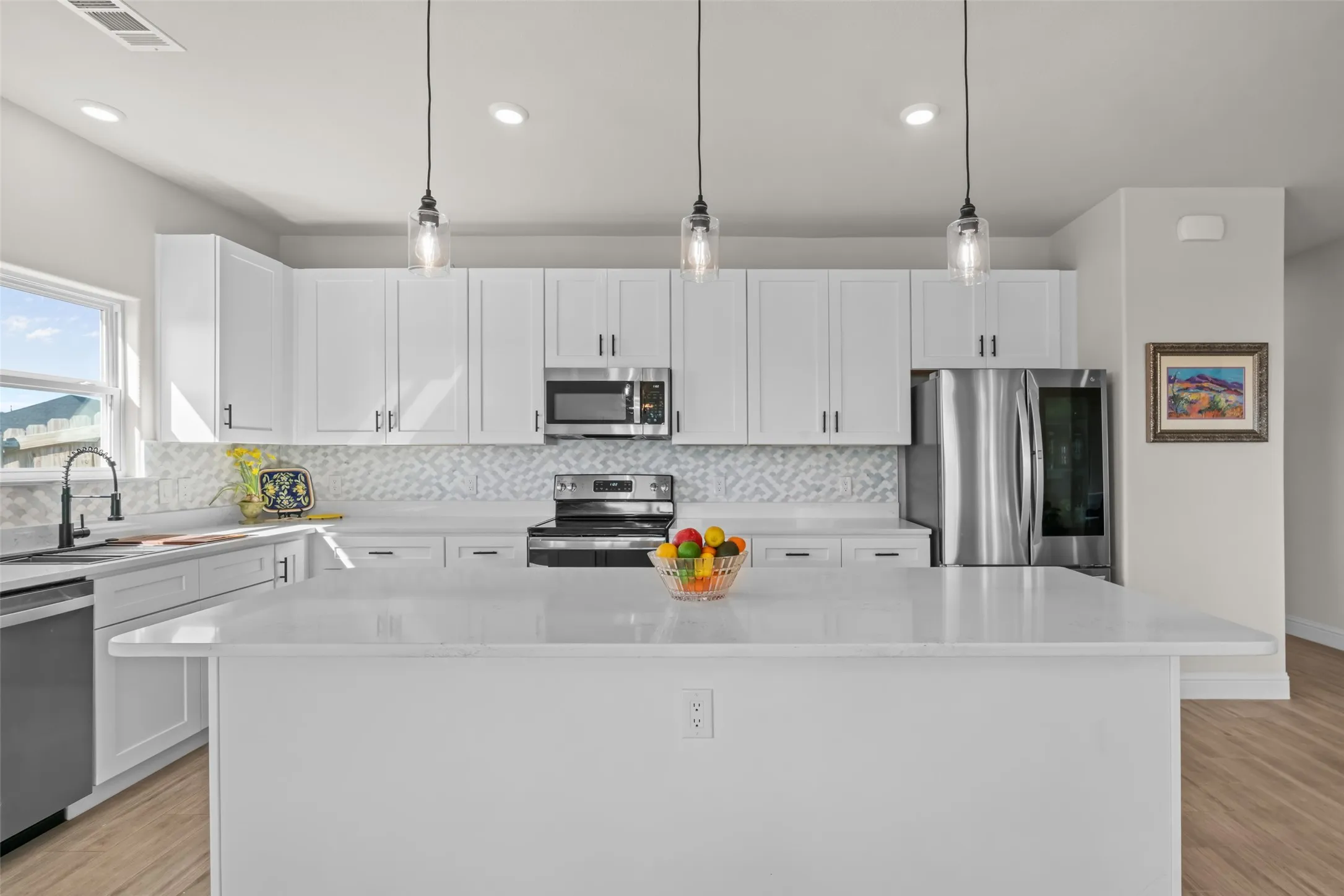 Single Family Residence For Sale in Hood County , 2415 Beverly Drive, Granbury, Texas 76048, 3 Bedroom, 2 Bathroom, 2 Garage spaces, 1,704 Sqft, built in 2023, mls#21351965, Real Estate Agent in Granbury, Homes For Sale in Hood county, Homes For Sale in Granbury, Realtor in Granbury Texas, Real Estate Brokerage Independent Realty Texas, Luminita Cordes Realtor