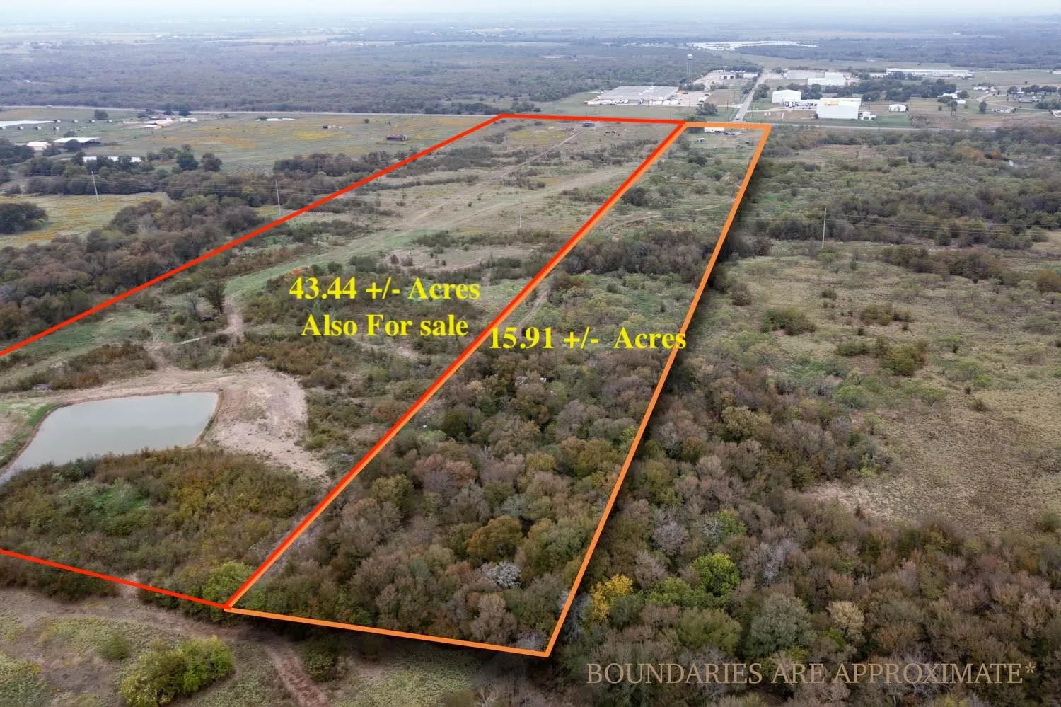Single Family Residence For Sale in Grayson County , 17932 State Highway 56, Southmayd, Texas 75092, 3 Bedroom, 2 Bathroom, Garage spaces, 1,833 Sqft, built in 2004, Price $550,000, mls#21352044, Real Estate Agent in Southmayd, Homes For Sale in Grayson county, Homes For Sale in Southmayd, Realtor in Southmayd Texas, Real Estate Brokerage Independent Realty Texas, Luminita Cordes Realtor