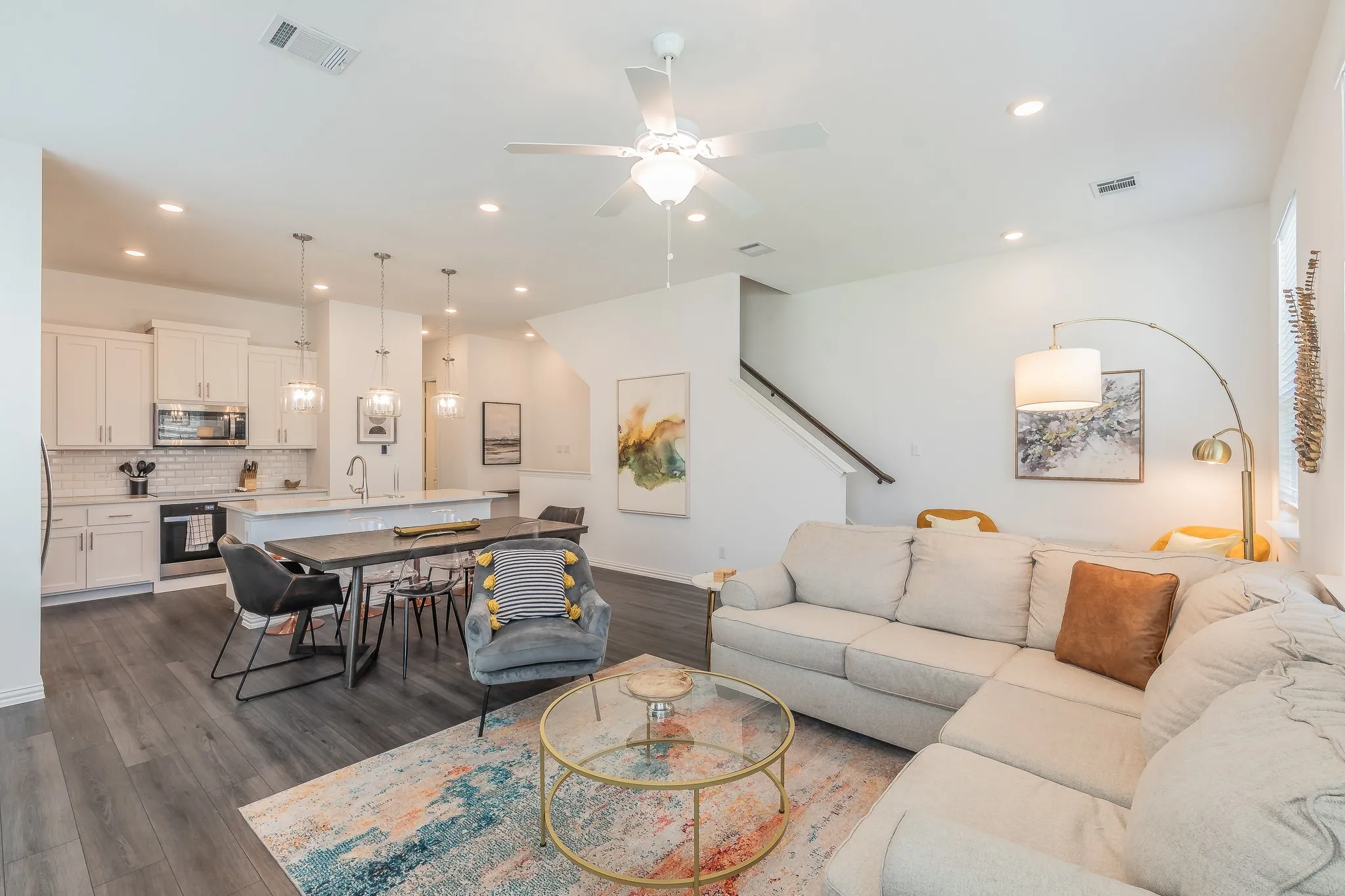 Single Family Residence For Rent in Dallas County , 7535 Millingston Road, Dallas, Texas 75228, 4 Bedroom, 4 Bathroom, 2 Garage spaces, 2,148 Sqft, built in 2023, mls#21352219, Real Estate Agent in Dallas, Homes For Rent in Dallas county, Homes For Rent in Dallas, Realtor in Dallas Texas, Real Estate Brokerage Independent Realty Texas, Luminita Cordes Realtor