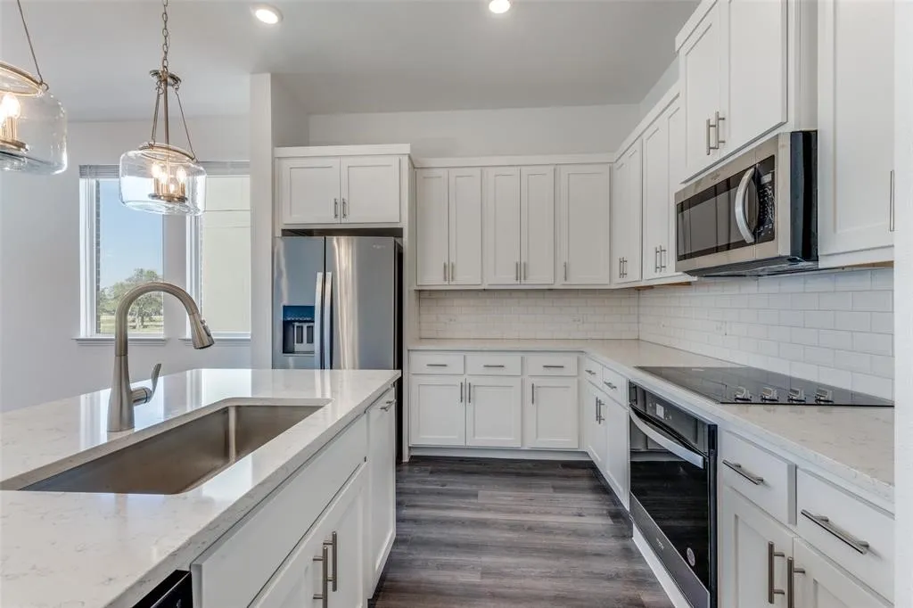 Single Family Residence For Rent in Dallas County , 7535 Millingston Road, Dallas, Texas 75228, 4 Bedroom, 4 Bathroom, 2 Garage spaces, 2,148 Sqft, built in 2023, mls#21352219, Real Estate Agent in Dallas, Homes For Rent in Dallas county, Homes For Rent in Dallas, Realtor in Dallas Texas, Real Estate Brokerage Independent Realty Texas, Luminita Cordes Realtor