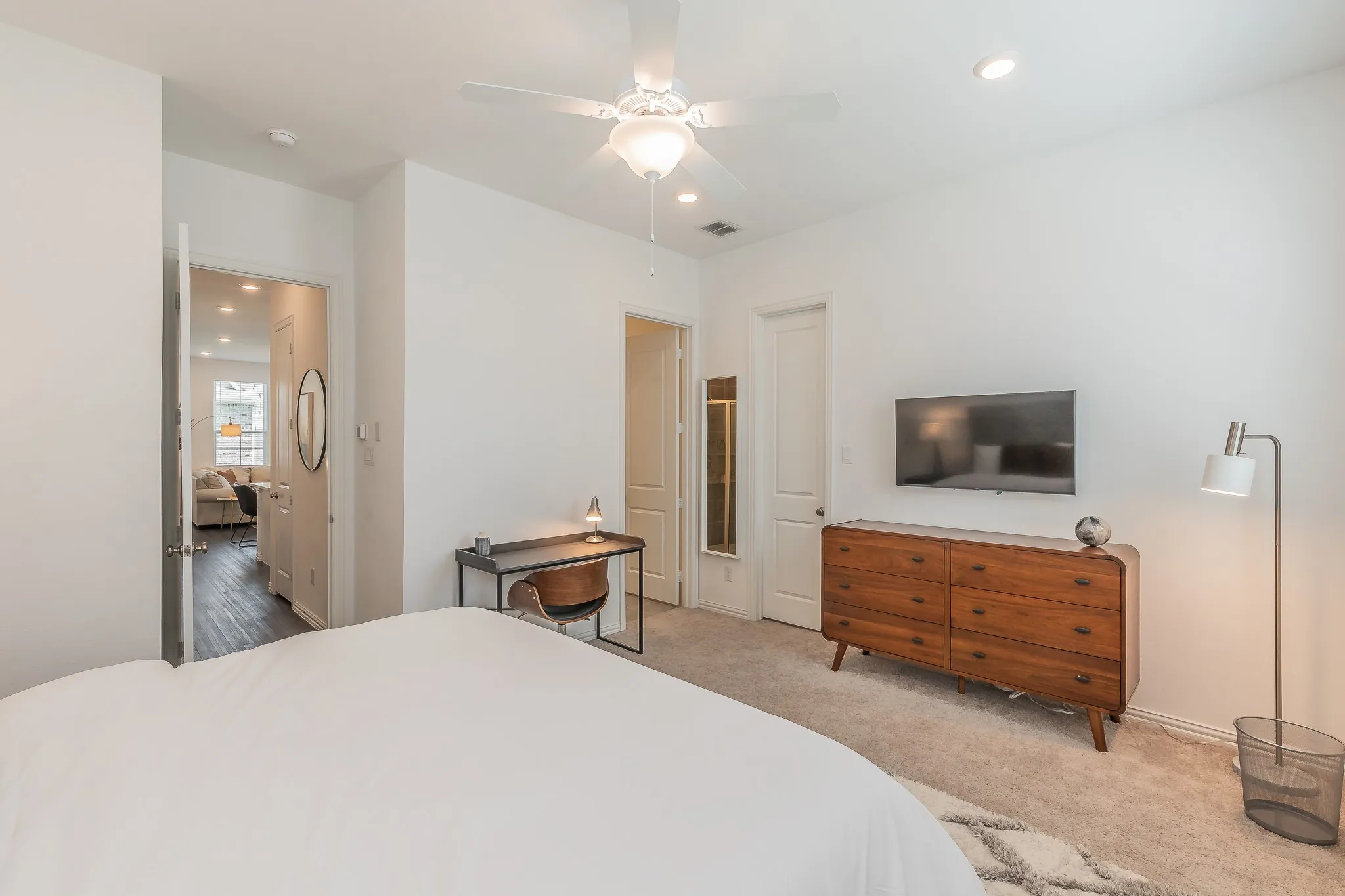 Single Family Residence For Rent in Dallas County , 7535 Millingston Road, Dallas, Texas 75228, 4 Bedroom, 4 Bathroom, 2 Garage spaces, 2,148 Sqft, built in 2023, mls#21352219, Real Estate Agent in Dallas, Homes For Rent in Dallas county, Homes For Rent in Dallas, Realtor in Dallas Texas, Real Estate Brokerage Independent Realty Texas, Luminita Cordes Realtor