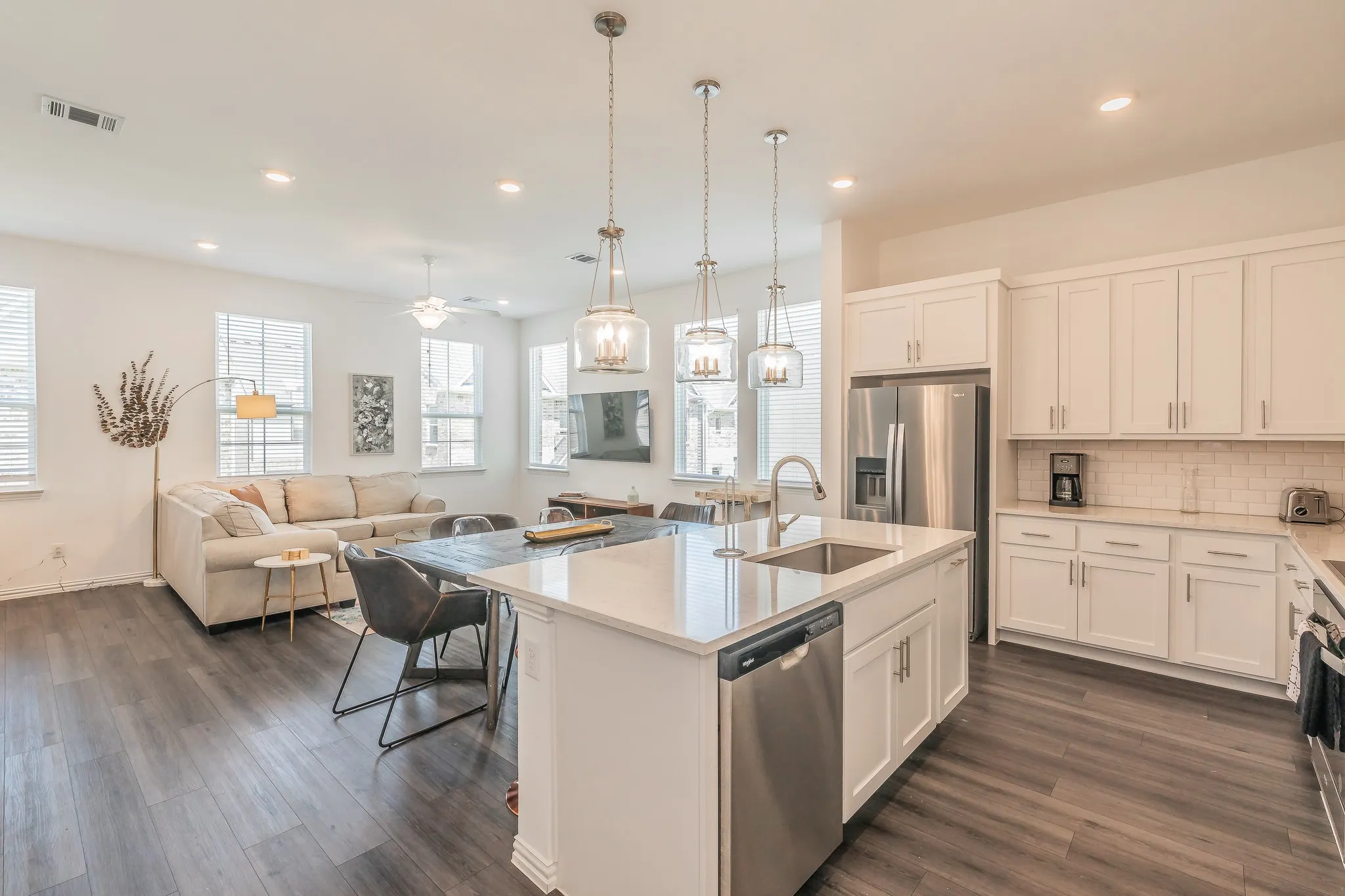 Single Family Residence For Rent in Dallas County , 7535 Millingston Road, Dallas, Texas 75228, 4 Bedroom, 4 Bathroom, 2 Garage spaces, 2,148 Sqft, built in 2023, mls#21352219, Real Estate Agent in Dallas, Homes For Rent in Dallas county, Homes For Rent in Dallas, Realtor in Dallas Texas, Real Estate Brokerage Independent Realty Texas, Luminita Cordes Realtor
