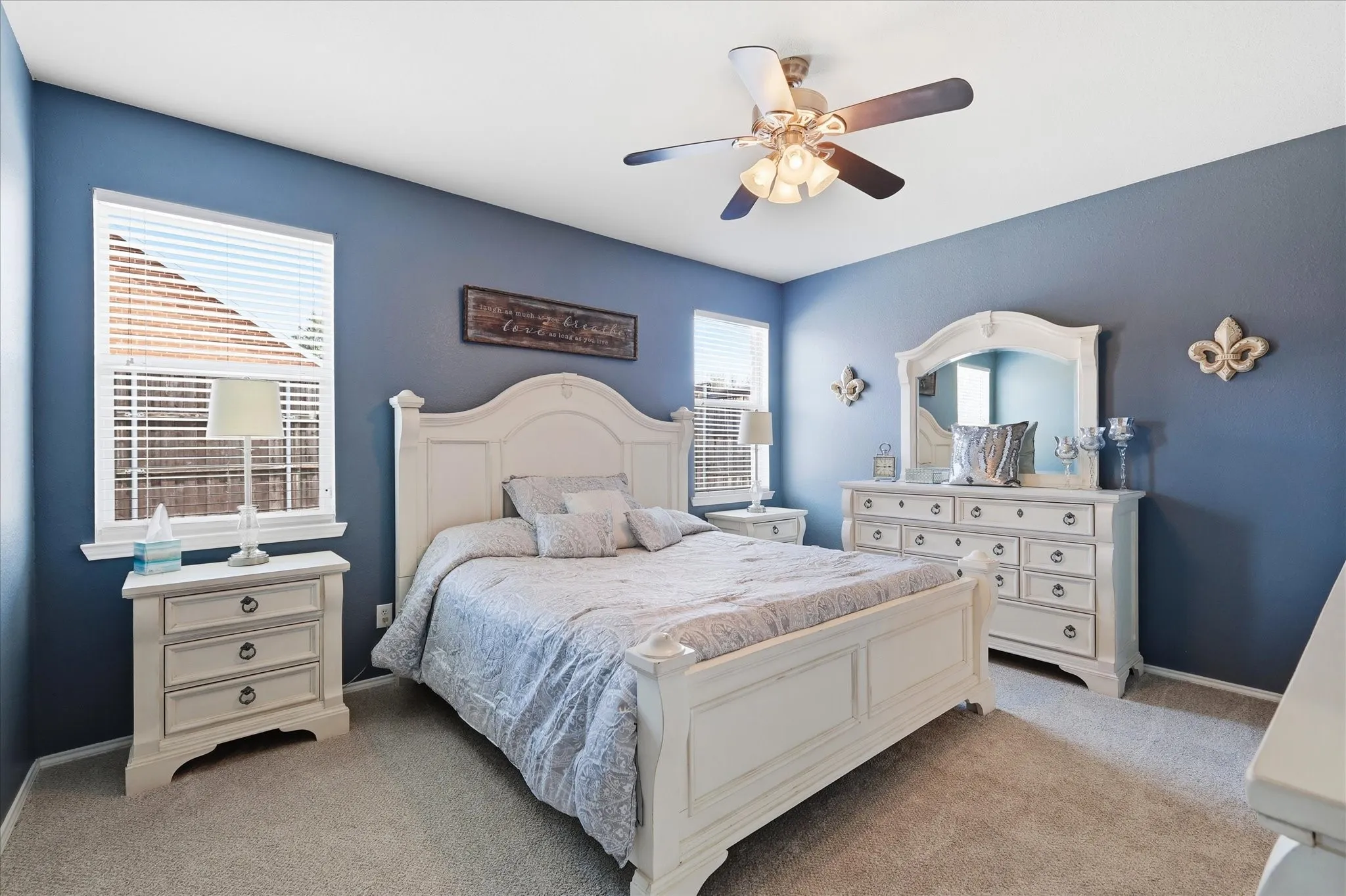 Single Family Residence For Sale in Denton County , 1905 Juniper Drive, Little Elm, Texas 75068, 3 Bedroom, 2 Bathroom, 2 Garage spaces, 1,805 Sqft, built in 2003, mls#21344560, Real Estate Agent in Little Elm, Homes For Sale in Denton county, Homes For Sale in Little Elm, Realtor in Little Elm Texas, Real Estate Brokerage Independent Realty Texas, Luminita Cordes Realtor