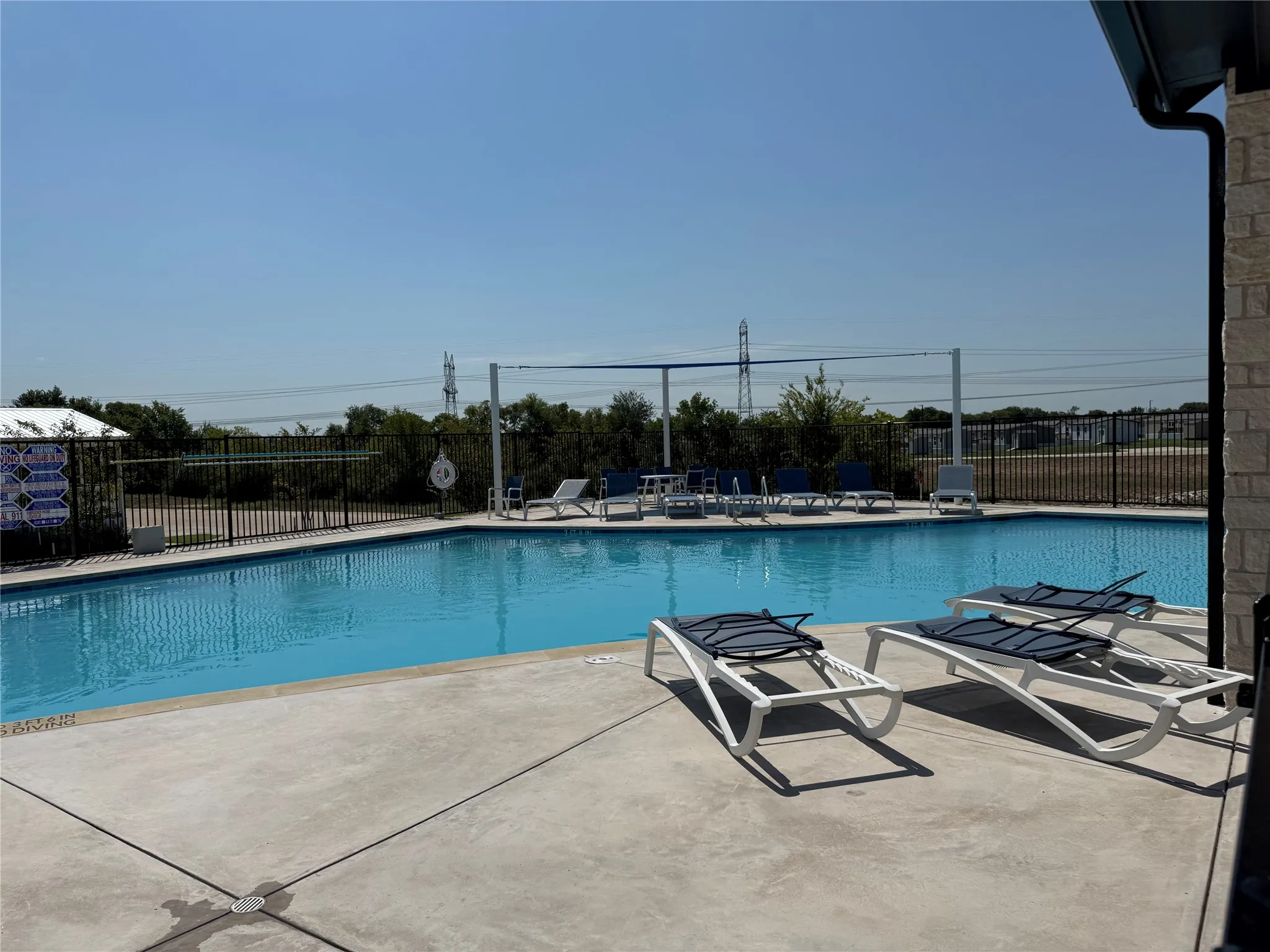 Manufactured Home For Rent in Tarrant County , 1800 Oak Grove Road E 299, Burleson, Texas 76028, 3 Bedroom, 2 Bathroom, Garage spaces, 1,216 Sqft, built in 2025, mls#21352272, Real Estate Agent in Burleson, Homes For Rent in Tarrant county, Homes For Rent in Burleson, Realtor in Burleson Texas, Real Estate Brokerage Independent Realty Texas, Luminita Cordes Realtor