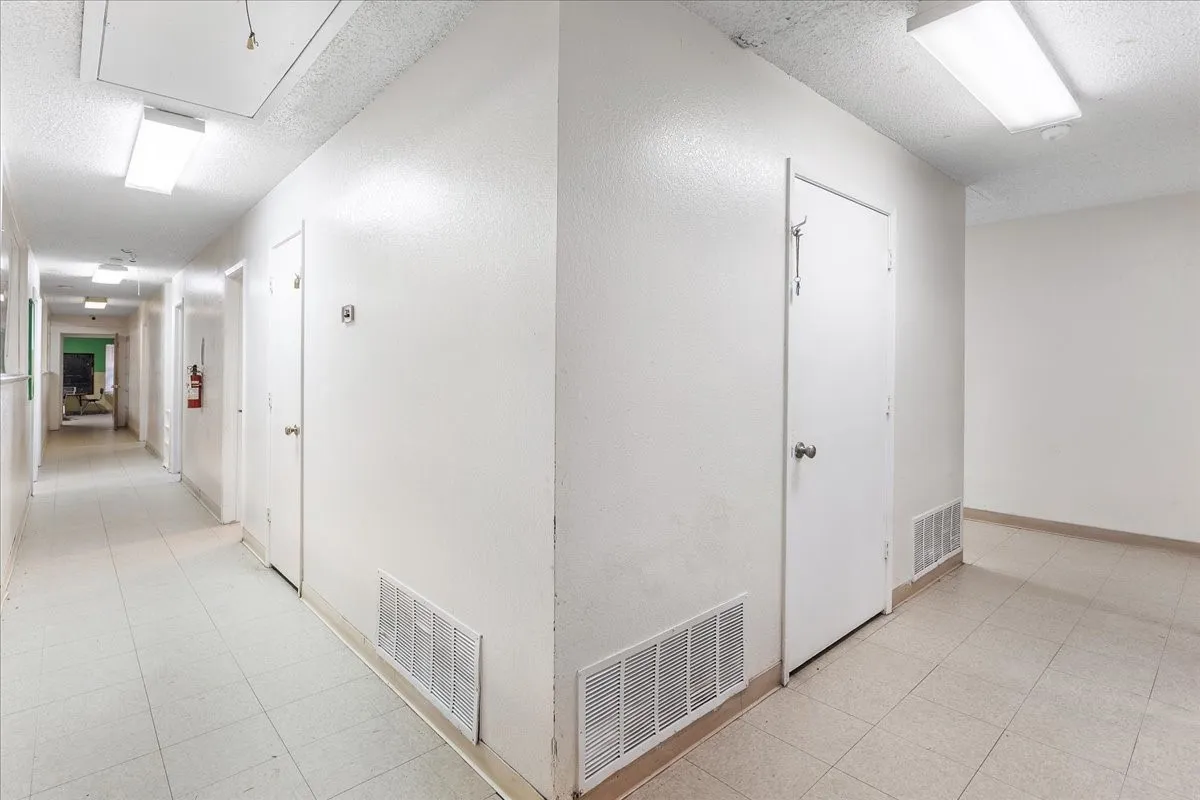 Business For Sale in Tarrant County , 1125 Roberts Cut Off Road, River Oaks, Texas 76114, 0, 0, Garage spaces, 0 Sqft, built in 1988, mls#21348218, Real Estate Agent in River Oaks, Homes For Sale in Tarrant county, Homes For Sale in River Oaks, Realtor in River Oaks Texas, Real Estate Brokerage Independent Realty Texas, Luminita Cordes Realtor