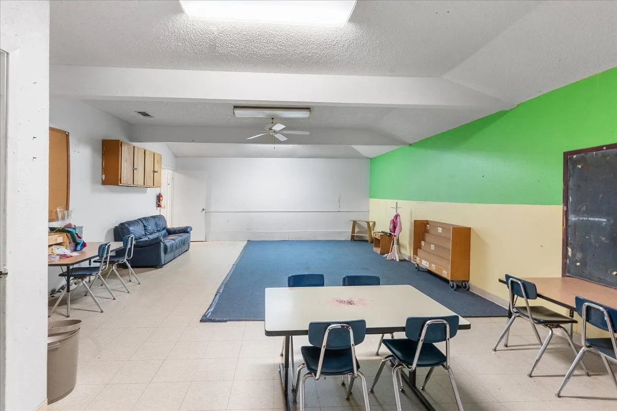 Business For Sale in Tarrant County , 1125 Roberts Cut Off Road, River Oaks, Texas 76114, 0, 0, Garage spaces, 0 Sqft, built in 1988, mls#21348218, Real Estate Agent in River Oaks, Homes For Sale in Tarrant county, Homes For Sale in River Oaks, Realtor in River Oaks Texas, Real Estate Brokerage Independent Realty Texas, Luminita Cordes Realtor