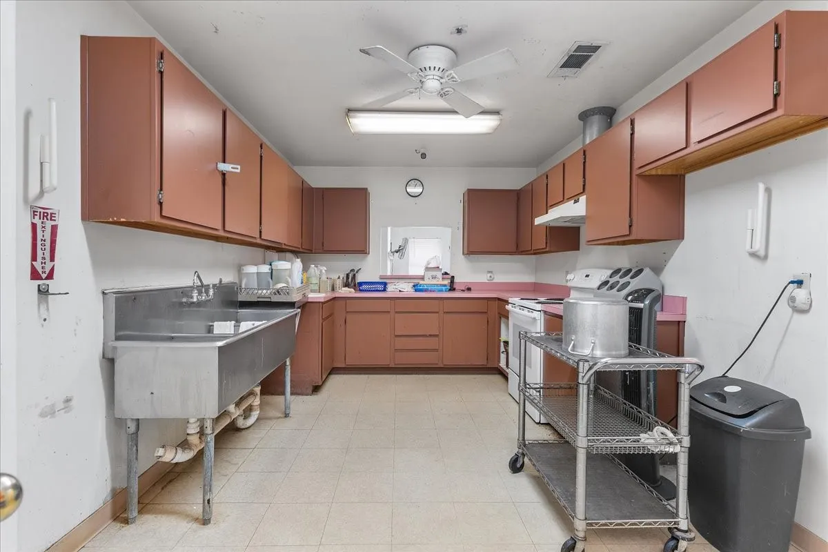 Business For Sale in Tarrant County , 1125 Roberts Cut Off Road, River Oaks, Texas 76114, 0, 0, Garage spaces, 0 Sqft, built in 1988, mls#21348218, Real Estate Agent in River Oaks, Homes For Sale in Tarrant county, Homes For Sale in River Oaks, Realtor in River Oaks Texas, Real Estate Brokerage Independent Realty Texas, Luminita Cordes Realtor