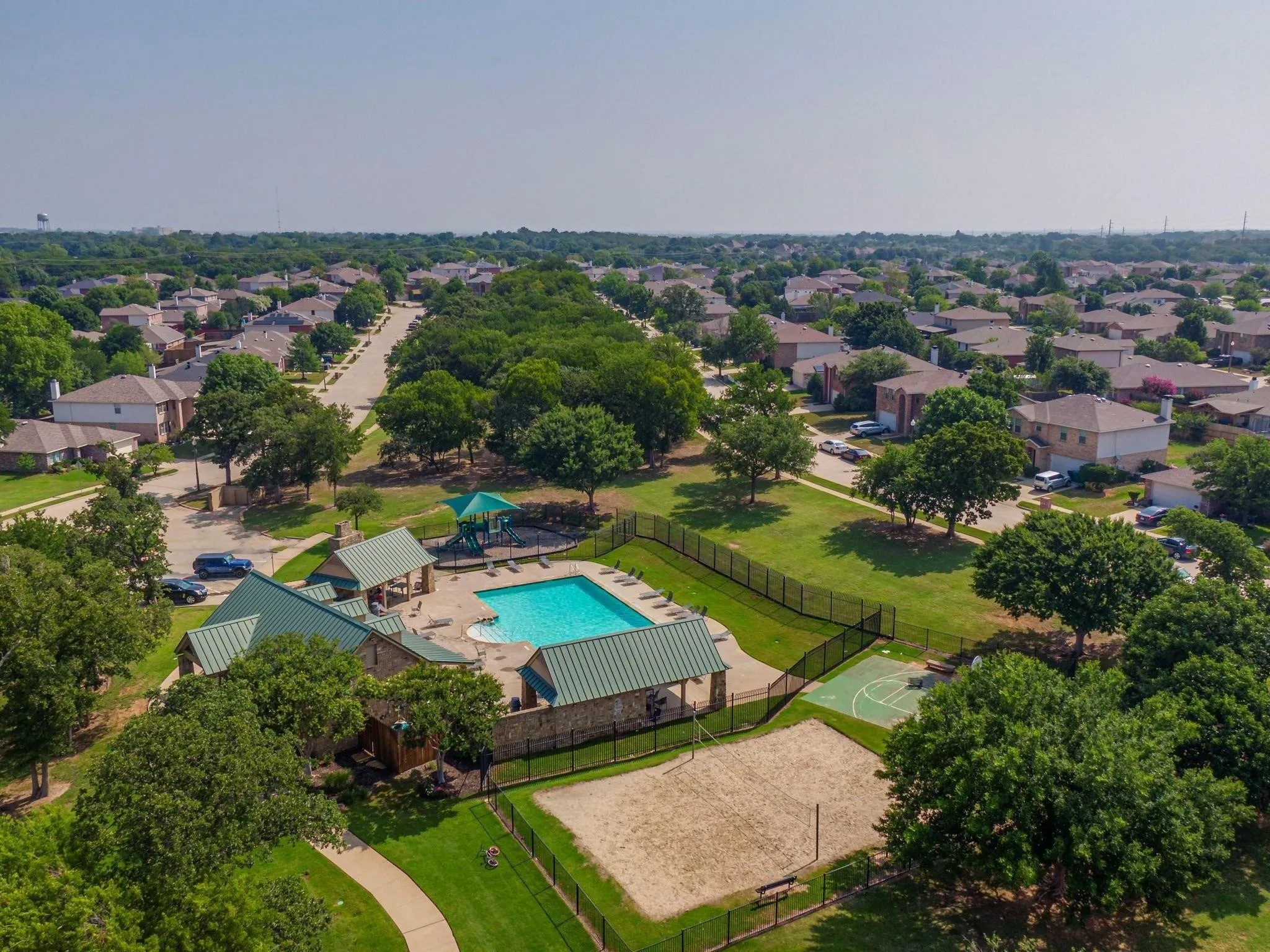 Single Family Residence For Sale in Denton County , 3214 Friesian Court, Denton, Texas 76210, 4 Bedroom, 3 Bathroom, 2 Garage spaces, 2,917 Sqft, built in 2004, Price $424,000, mls#21349818, Real Estate Agent in Denton, Homes For Sale in Denton county, Homes For Sale in Denton, Realtor in Denton Texas, Real Estate Brokerage Independent Realty Texas, Luminita Cordes Realtor