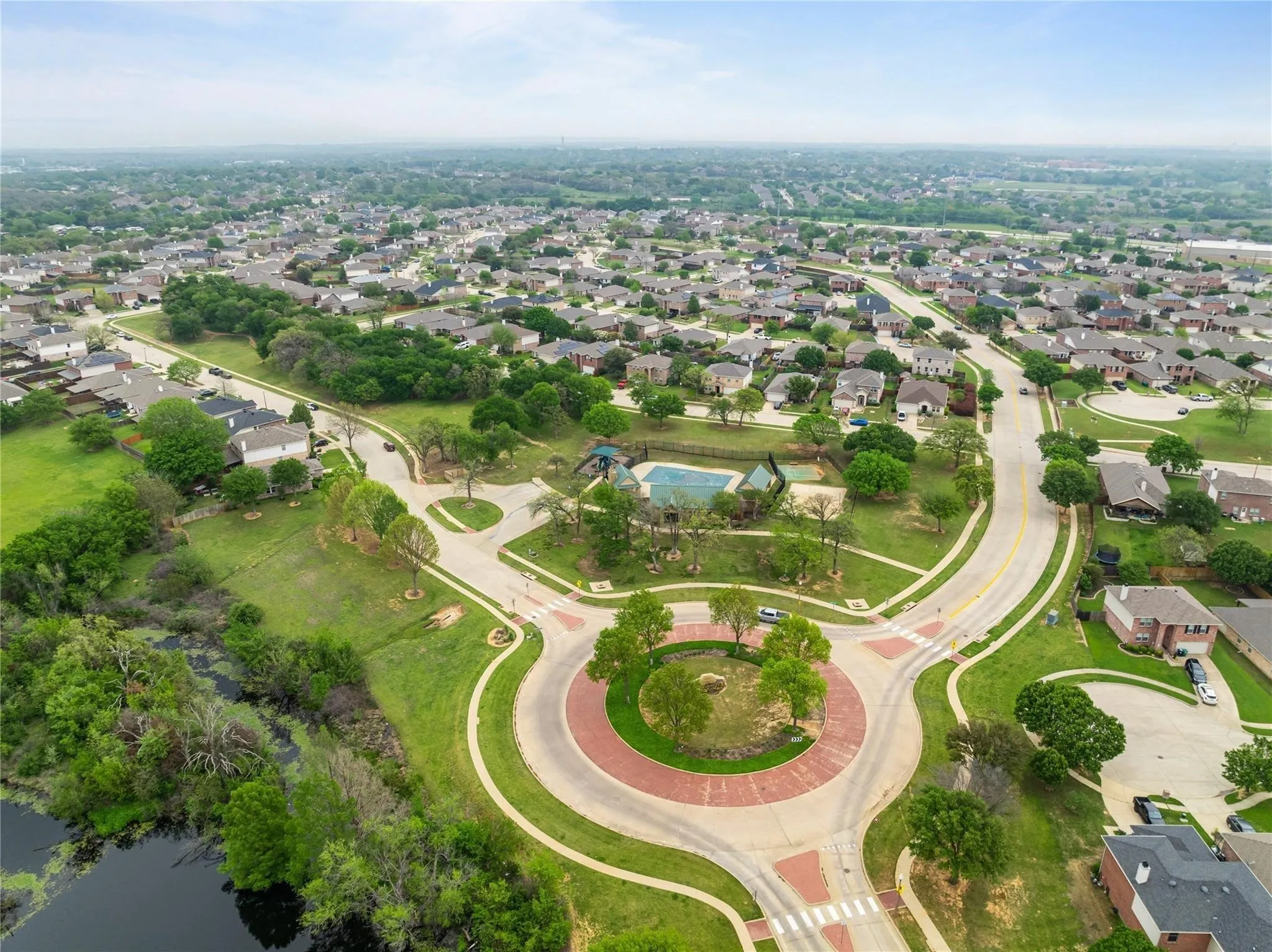 Single Family Residence For Sale in Denton County , 3214 Friesian Court, Denton, Texas 76210, 4 Bedroom, 3 Bathroom, 2 Garage spaces, 2,917 Sqft, built in 2004, Price $424,000, mls#21349818, Real Estate Agent in Denton, Homes For Sale in Denton county, Homes For Sale in Denton, Realtor in Denton Texas, Real Estate Brokerage Independent Realty Texas, Luminita Cordes Realtor