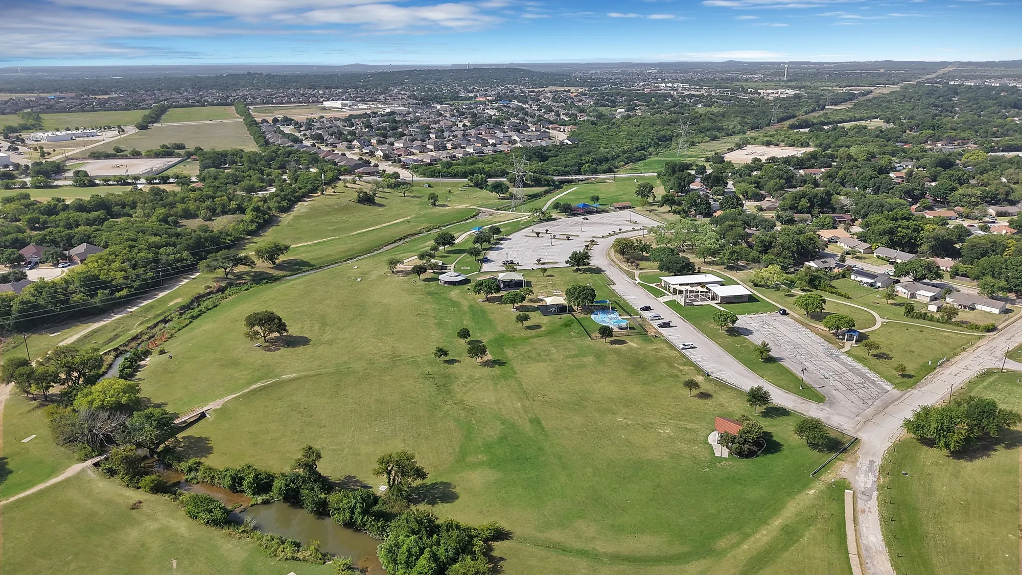 Single Family Residence For Sale in Tarrant County , 825 E Prairie View Road, Crowley, Texas 76036, 3 Bedroom, 2 Bathroom, 2 Garage spaces, 1,148 Sqft, built in 1970, mls#21352170, Real Estate Agent in Crowley, Homes For Sale in Tarrant county, Homes For Sale in Crowley, Realtor in Crowley Texas, Real Estate Brokerage Independent Realty Texas, Luminita Cordes Realtor