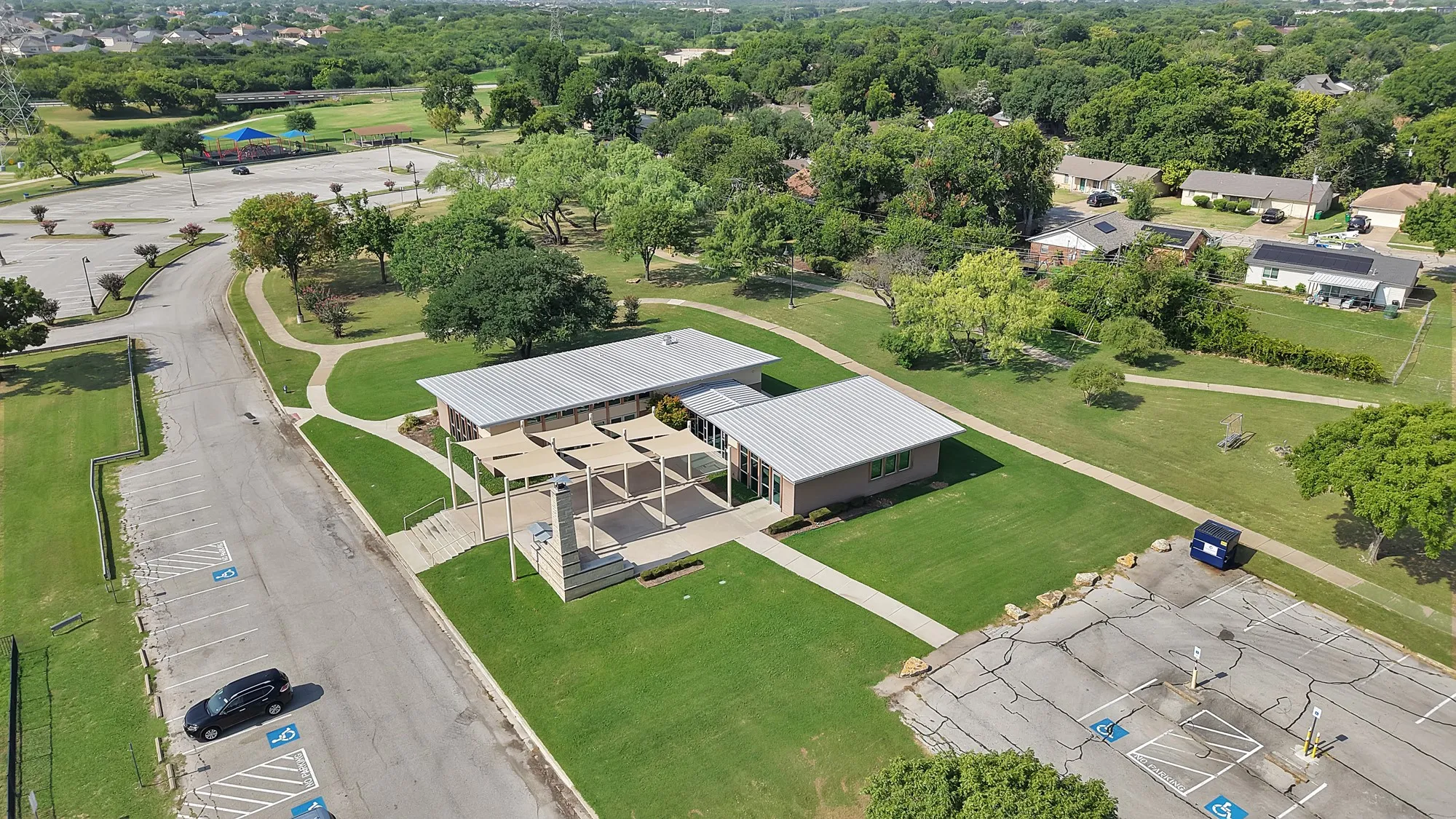 Single Family Residence For Sale in Tarrant County , 825 E Prairie View Road, Crowley, Texas 76036, 3 Bedroom, 2 Bathroom, 2 Garage spaces, 1,148 Sqft, built in 1970, mls#21352170, Real Estate Agent in Crowley, Homes For Sale in Tarrant county, Homes For Sale in Crowley, Realtor in Crowley Texas, Real Estate Brokerage Independent Realty Texas, Luminita Cordes Realtor
