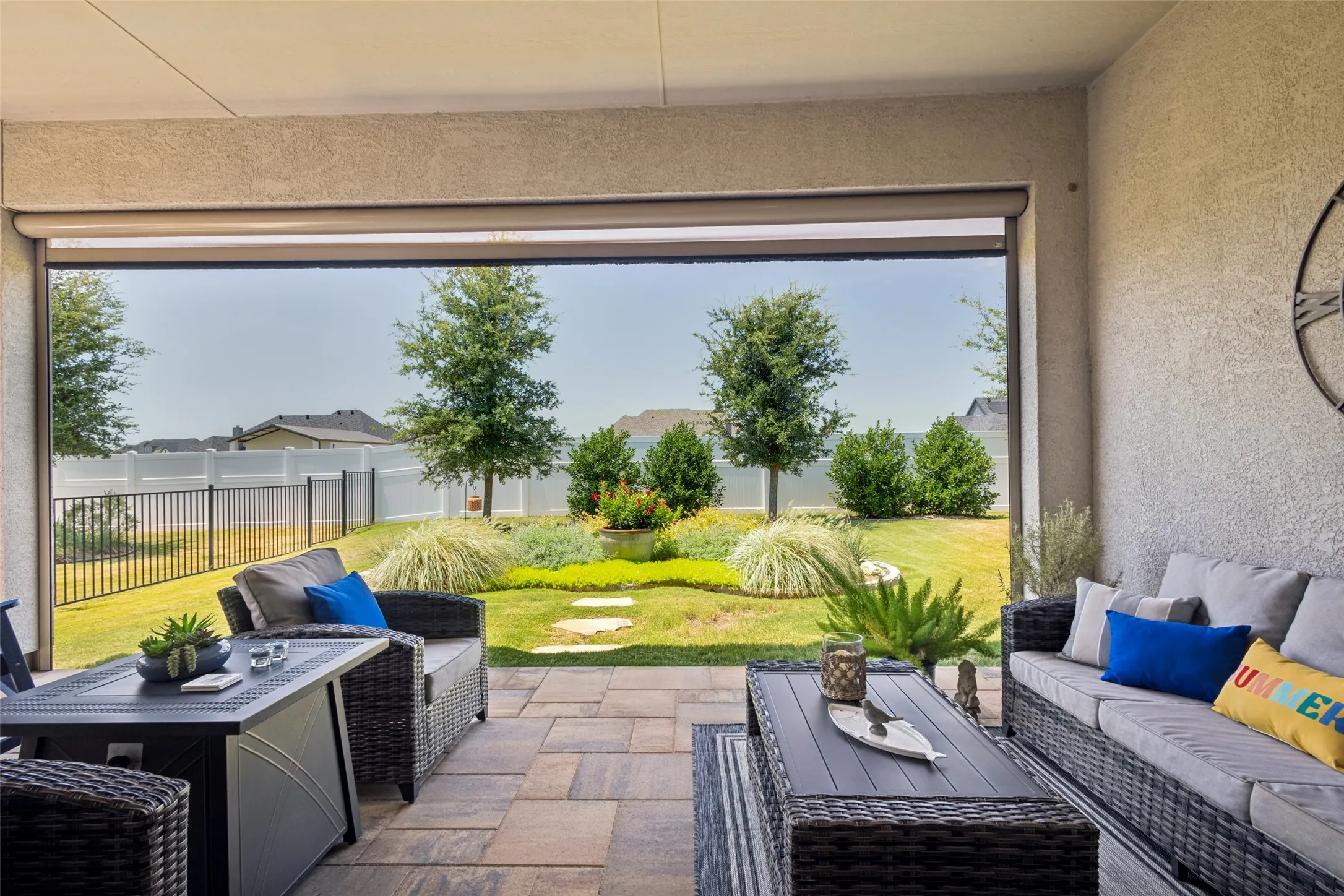 WHAT A VIEW FROM YOUR INTERIOR LIVING SPACE TO THE EXTERIOR SPACE. FINISHES INCLUDE PAVESTONE FLOORS AND AUTOMATED SCREENS.