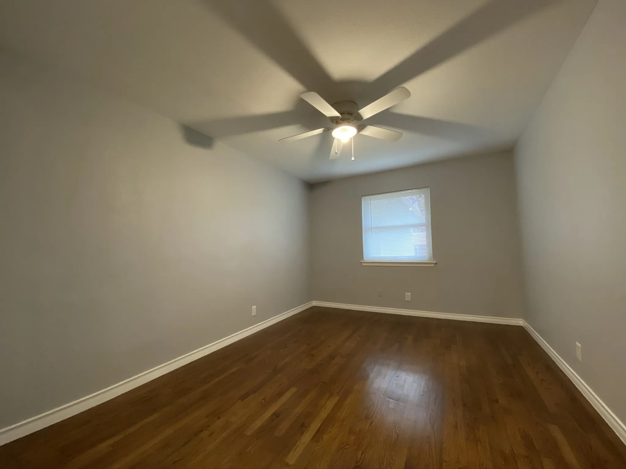 Duplex For Rent in Dallas County , 11005 Wyatt Street, Dallas, Texas 75218, 2 Bedroom, 1 Bathroom, 2 Garage spaces, 742 Sqft, built in 1959, mls#21352296, Real Estate Agent in Dallas, Homes For Rent in Dallas county, Homes For Rent in Dallas, Realtor in Dallas Texas, Real Estate Brokerage Independent Realty Texas, Luminita Cordes Realtor