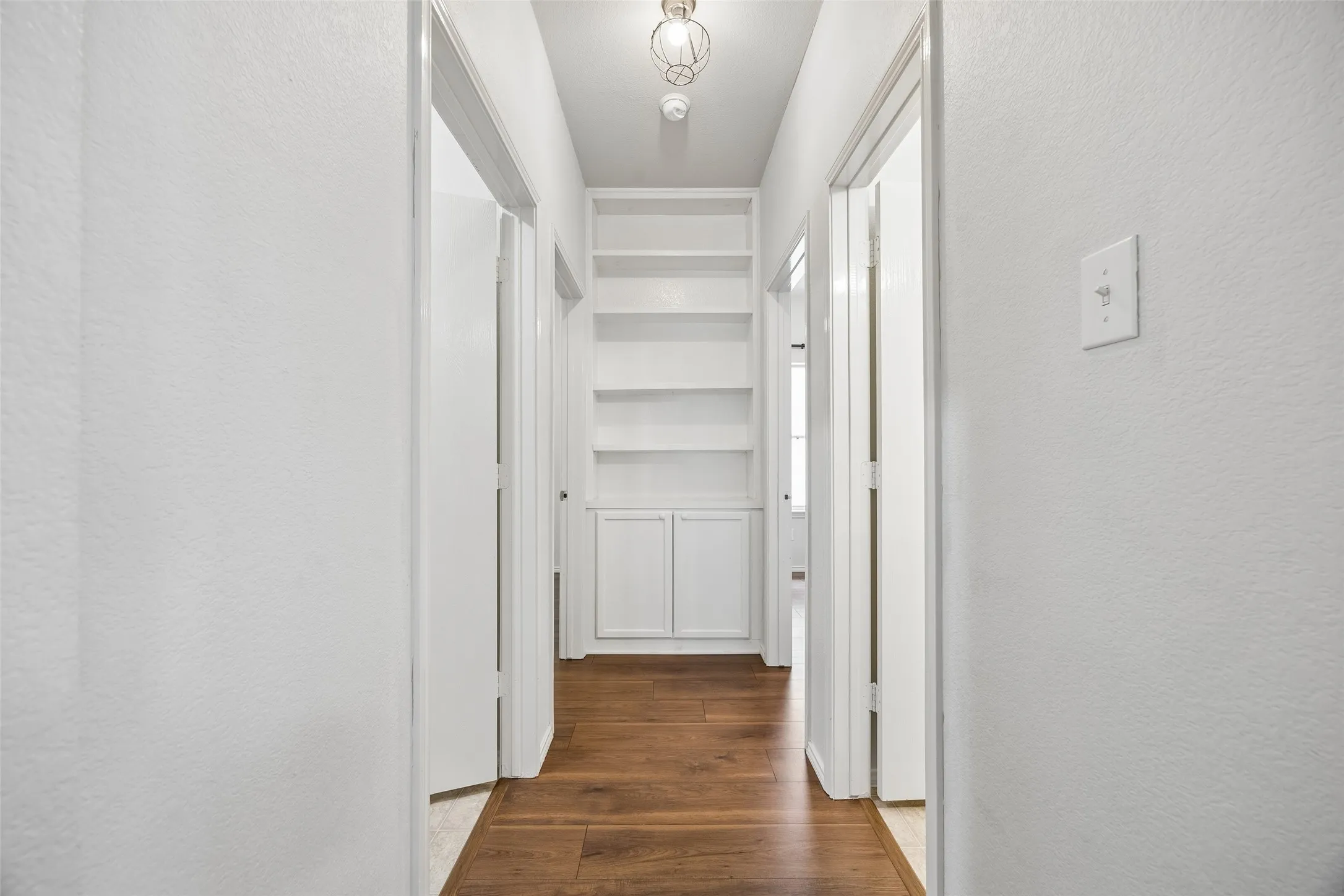 Single Family Residence For Sale in Denton County , 1317 Live Oak Lane, Savannah, Texas 76227, 3 Bedroom, 2 Bathroom, 2 Garage spaces, 1,365 Sqft, built in 2005, mls#21351504, Real Estate Agent in Savannah, Homes For Sale in Denton county, Homes For Sale in Savannah, Realtor in Savannah Texas, Real Estate Brokerage Independent Realty Texas, Luminita Cordes Realtor