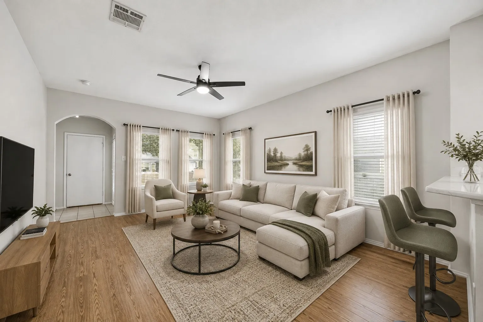 Single Family Residence For Sale in Denton County , 1317 Live Oak Lane, Savannah, Texas 76227, 3 Bedroom, 2 Bathroom, 2 Garage spaces, 1,365 Sqft, built in 2005, mls#21351504, Real Estate Agent in Savannah, Homes For Sale in Denton county, Homes For Sale in Savannah, Realtor in Savannah Texas, Real Estate Brokerage Independent Realty Texas, Luminita Cordes Realtor