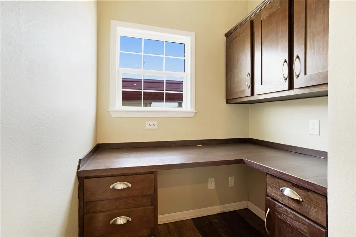 Manufactured Home For Sale in Grayson County , 121 Bandana Drive, Southmayd, Texas 76273, 3 Bedroom, 2 Bathroom, Garage spaces, 1,672 Sqft, built in 2015, mls#21348399, Real Estate Agent in Southmayd, Homes For Sale in Grayson county, Homes For Sale in Southmayd, Realtor in Southmayd Texas, Real Estate Brokerage Independent Realty Texas, Luminita Cordes Realtor