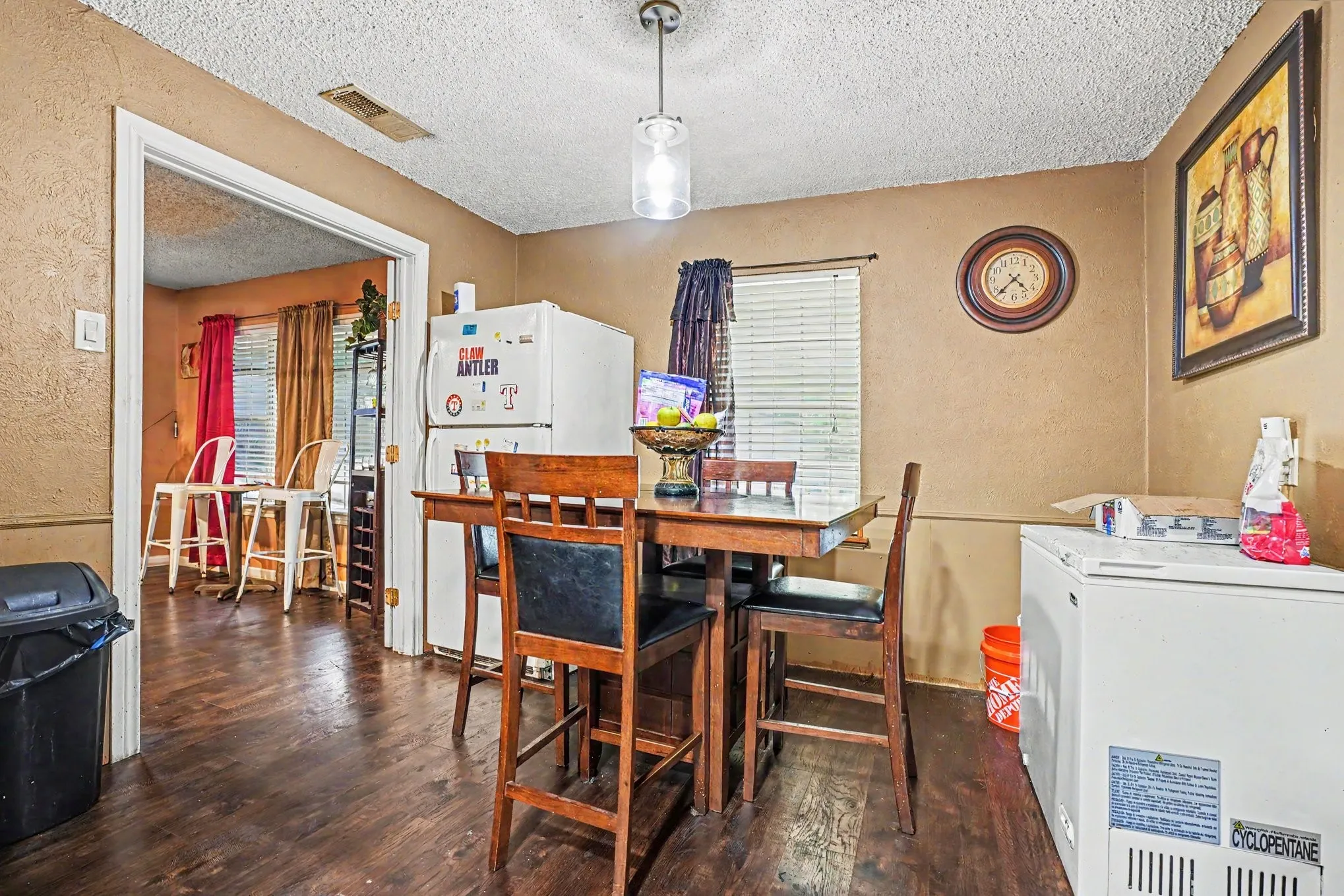 Single Family Residence For Sale in Dallas County , 737 Judy Lane, Seagoville, Texas 75159, 3 Bedroom, 2 Bathroom, 2 Garage spaces, 1,900 Sqft, built in 1955, mls#21347651, Real Estate Agent in Seagoville, Homes For Sale in Dallas county, Homes For Sale in Seagoville, Realtor in Seagoville Texas, Real Estate Brokerage Independent Realty Texas, Luminita Cordes Realtor
