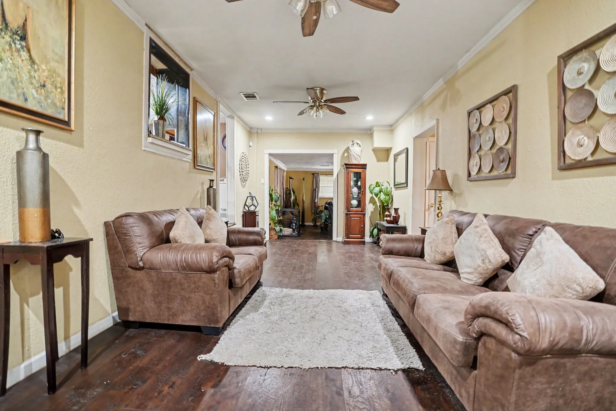 Single Family Residence For Sale in Dallas County , 737 Judy Lane, Seagoville, Texas 75159, 3 Bedroom, 2 Bathroom, 2 Garage spaces, 1,900 Sqft, built in 1955, mls#21347651, Real Estate Agent in Seagoville, Homes For Sale in Dallas county, Homes For Sale in Seagoville, Realtor in Seagoville Texas, Real Estate Brokerage Independent Realty Texas, Luminita Cordes Realtor