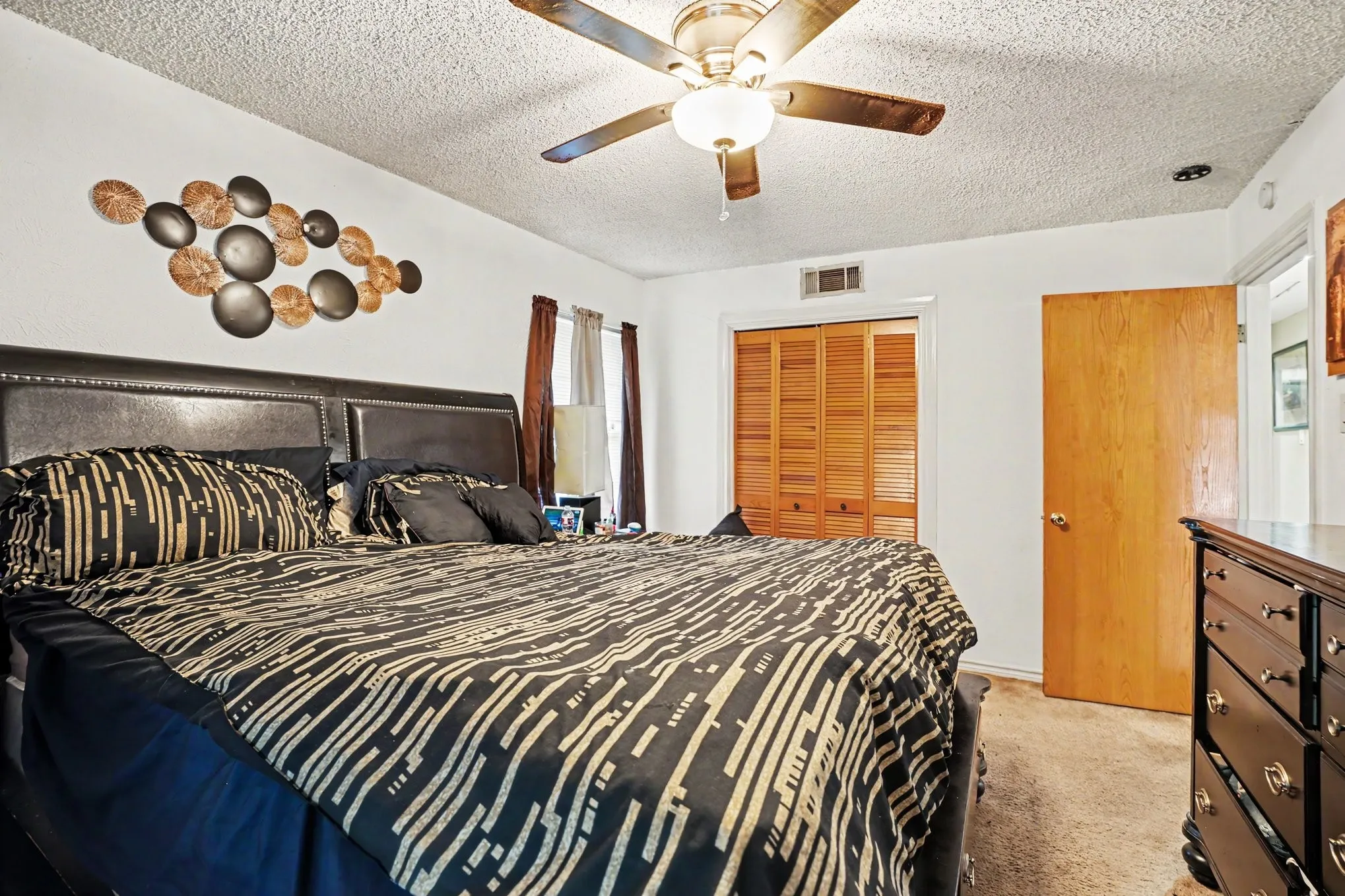 Single Family Residence For Sale in Dallas County , 737 Judy Lane, Seagoville, Texas 75159, 3 Bedroom, 2 Bathroom, 2 Garage spaces, 1,900 Sqft, built in 1955, mls#21347651, Real Estate Agent in Seagoville, Homes For Sale in Dallas county, Homes For Sale in Seagoville, Realtor in Seagoville Texas, Real Estate Brokerage Independent Realty Texas, Luminita Cordes Realtor