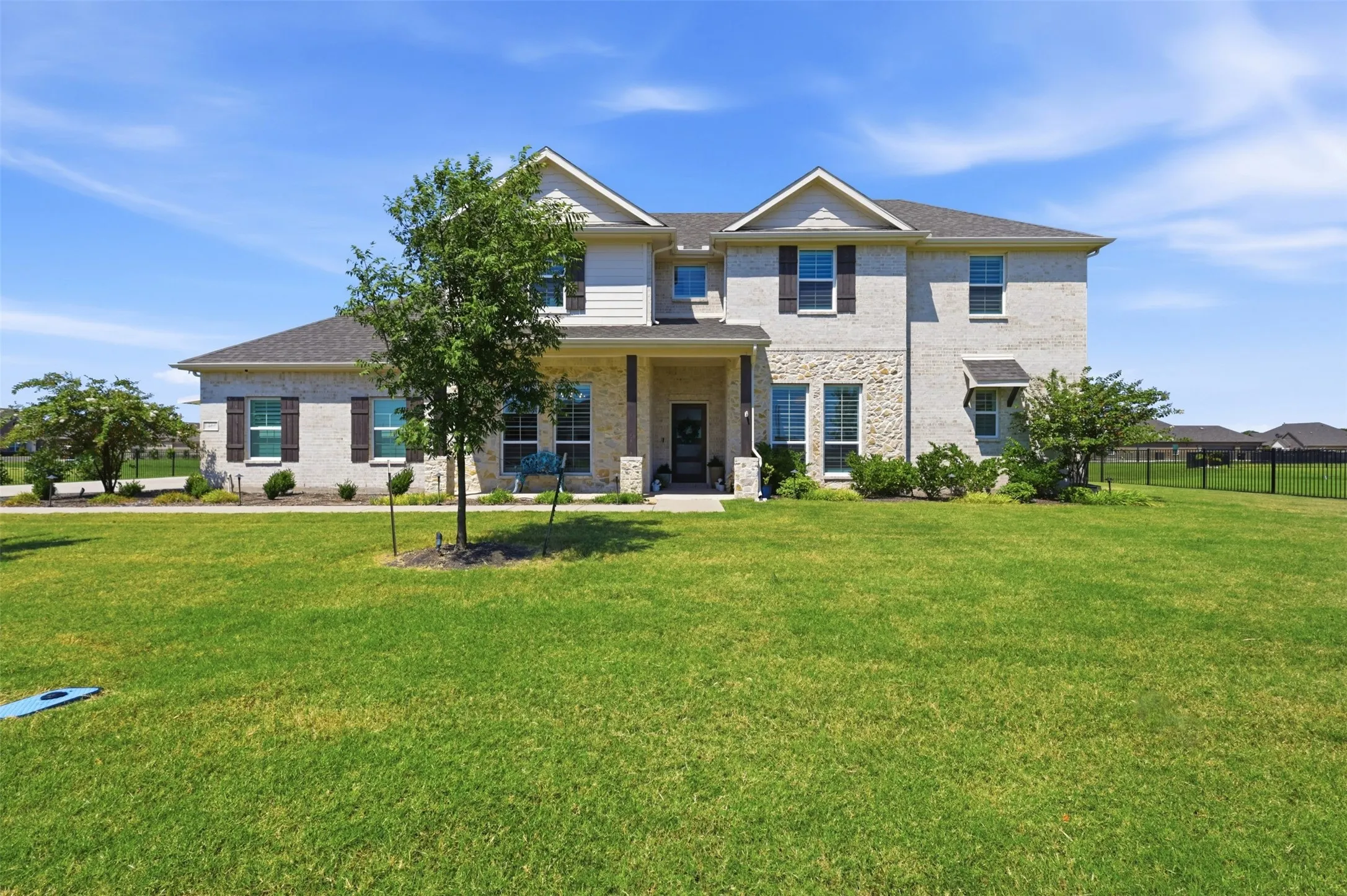 Single Family Residence For Sale in Collin County , 1466 Emilia Drive, Farmersville, Texas 75442, 4 Bedroom, 4 Bathroom, 3 Garage spaces, 3,388 Sqft, built in 2022, mls#21352343, Real Estate Agent in Farmersville, Homes For Sale in Collin county, Homes For Sale in Farmersville, Realtor in Farmersville Texas, Real Estate Brokerage Independent Realty Texas, Luminita Cordes Realtor