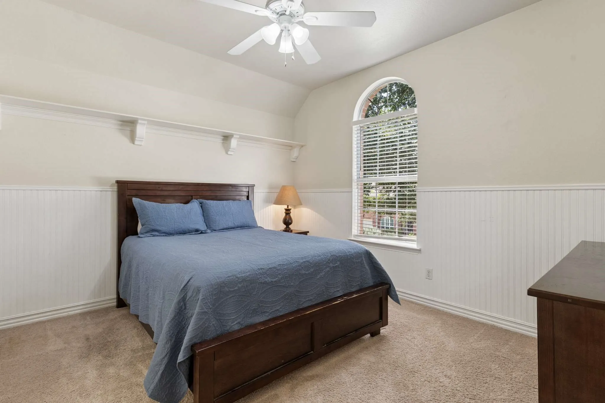 Single Family Residence For Sale in Collin County , 8609 Spectrum Drive, Mc Kinney, Texas 75072, 4 Bedroom, 4 Bathroom, 2 Garage spaces, 2,916 Sqft, built in 1999, mls#21351358, Real Estate Agent in Mc Kinney, Homes For Sale in Collin county, Homes For Sale in Mc Kinney, Realtor in Mc Kinney Texas, Real Estate Brokerage Independent Realty Texas, Luminita Cordes Realtor