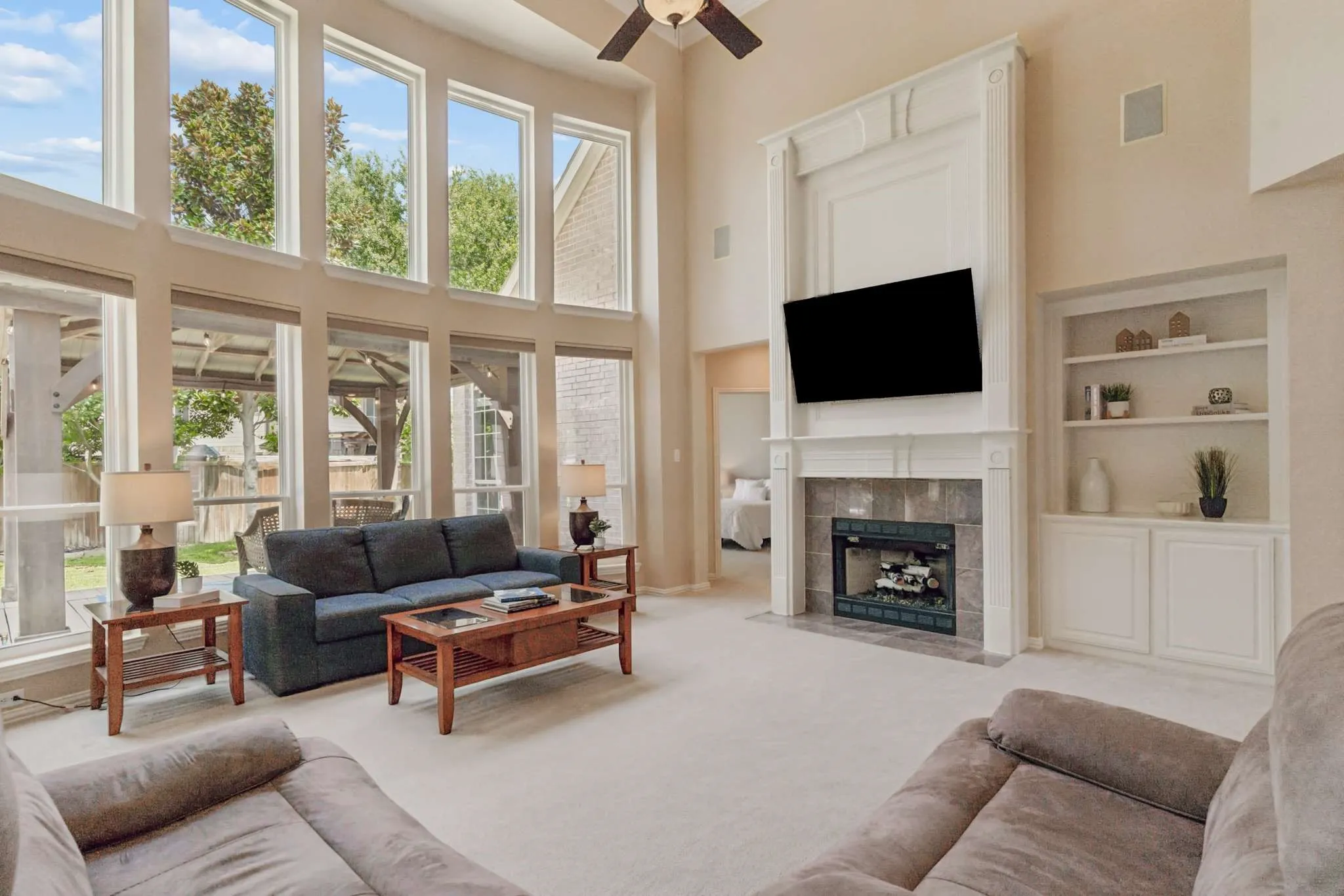 Single Family Residence For Sale in Collin County , 8609 Spectrum Drive, Mc Kinney, Texas 75072, 4 Bedroom, 4 Bathroom, 2 Garage spaces, 2,916 Sqft, built in 1999, mls#21351358, Real Estate Agent in Mc Kinney, Homes For Sale in Collin county, Homes For Sale in Mc Kinney, Realtor in Mc Kinney Texas, Real Estate Brokerage Independent Realty Texas, Luminita Cordes Realtor