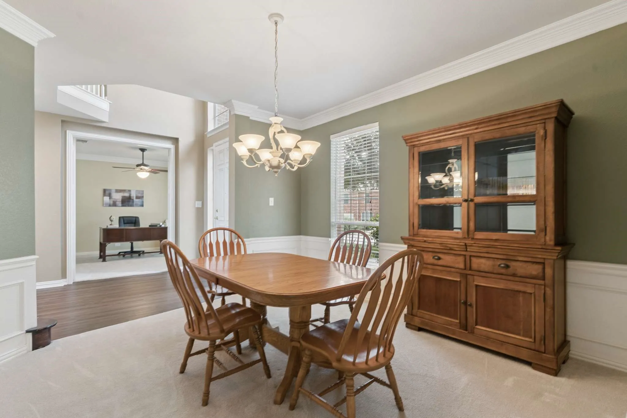 Single Family Residence For Sale in Collin County , 8609 Spectrum Drive, Mc Kinney, Texas 75072, 4 Bedroom, 4 Bathroom, 2 Garage spaces, 2,916 Sqft, built in 1999, mls#21351358, Real Estate Agent in Mc Kinney, Homes For Sale in Collin county, Homes For Sale in Mc Kinney, Realtor in Mc Kinney Texas, Real Estate Brokerage Independent Realty Texas, Luminita Cordes Realtor