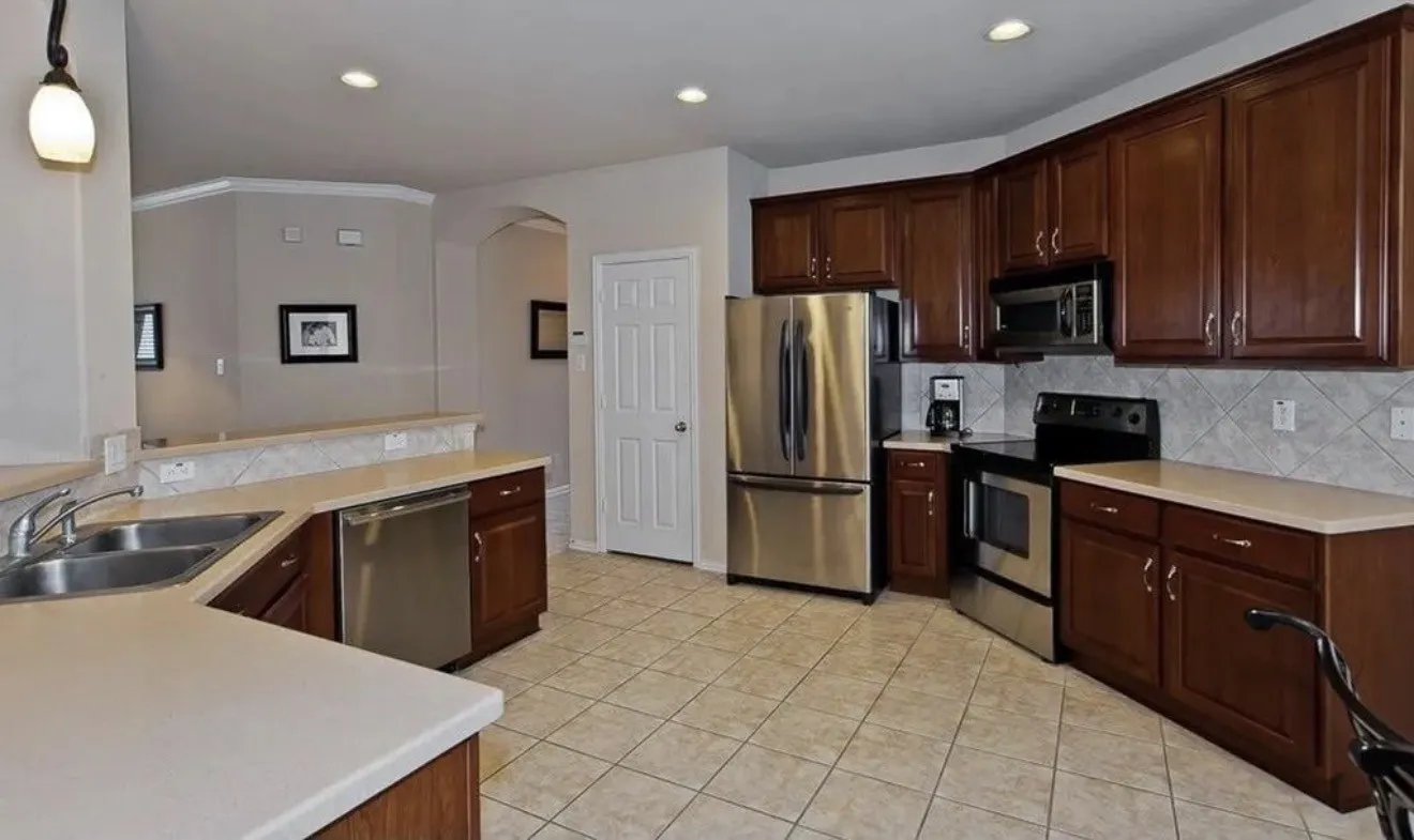 Single Family Residence For Rent in Denton County , 14717 Eaglemont Drive, Little Elm, Texas 75068, 3 Bedroom, 2 Bathroom, 2 Garage spaces, 1,790 Sqft, built in 2005, mls#21351889, Real Estate Agent in Little Elm, Homes For Rent in Denton county, Homes For Rent in Little Elm, Realtor in Little Elm Texas, Real Estate Brokerage Independent Realty Texas, Luminita Cordes Realtor