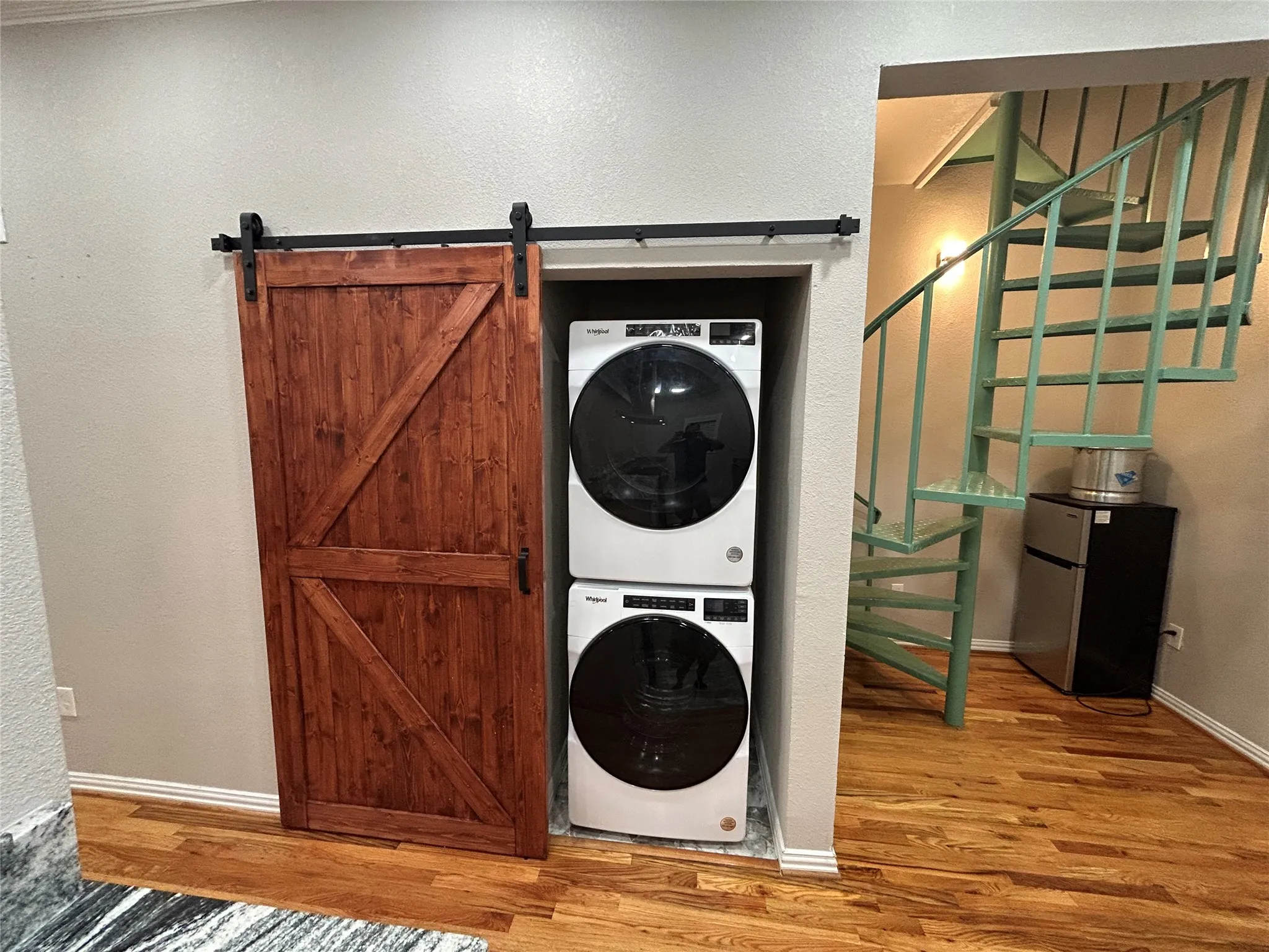 Single Family Residence For Rent in Dallas County , 505 S Storey Street, Dallas, Texas 75203, 2 Bedrooms, 1 Bathroom, Garage spaces, 975 Sqft, built in 1945, Price $1,900, mls#21352130, Real Estate Agent in Dallas, Homes For Rent in Dallas county, Homes For Rent in Dallas, Realtor in Dallas Texas, Real Estate Brokerage Independent Realty Texas, Luminita Cordes Realtor