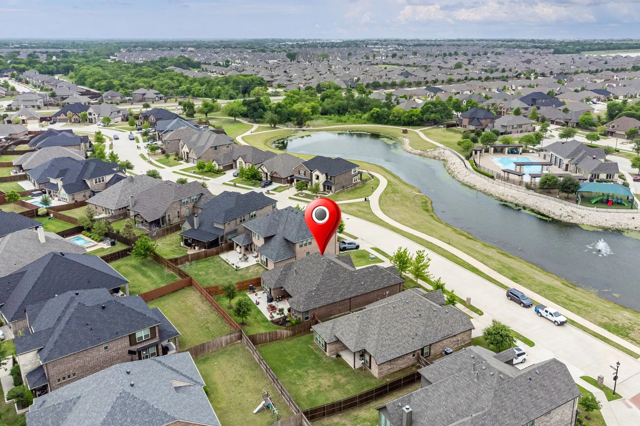 Single Family Residence For Sale in Collin County , 4312 Juniper Lane, Melissa, Texas 75454, 3 Bedroom, 2 Bathroom, 2 Garage spaces, 2,222 Sqft, built in 2018, mls#21351678, Real Estate Agent in Melissa, Homes For Sale in Collin county, Homes For Sale in Melissa, Realtor in Melissa Texas, Real Estate Brokerage Independent Realty Texas, Luminita Cordes Realtor