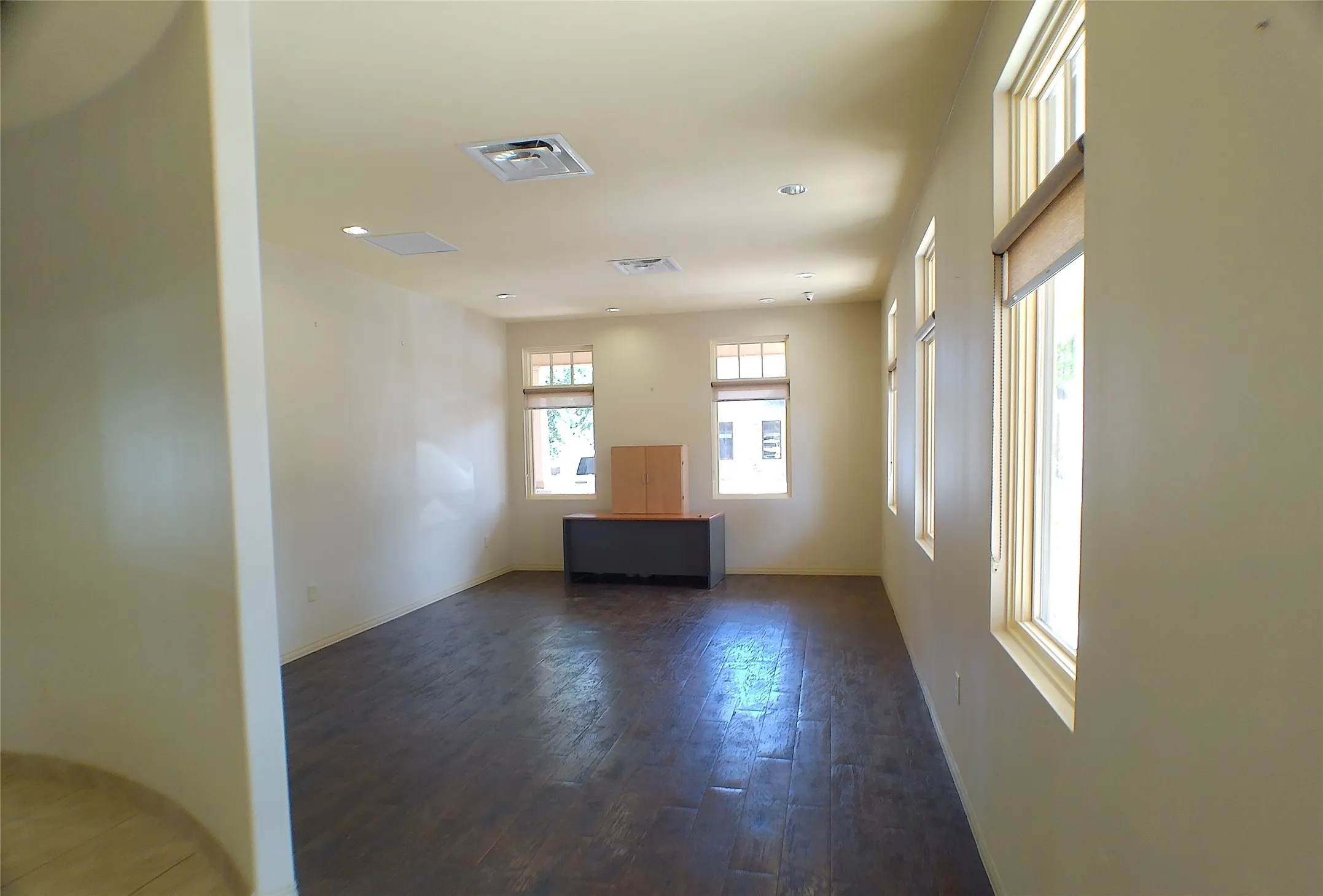 Office For Rent in Tarrant County , 6252 Davis Boulevard, North Richland Hills, Texas 76180, 0, 0, Garage spaces, 0 Sqft, built in 2006, mls#21352357, Real Estate Agent in North Richland Hills, Homes For Rent in Tarrant county, Homes For Rent in North Richland Hills, Realtor in North Richland Hills Texas, Real Estate Brokerage Independent Realty Texas, Luminita Cordes Realtor