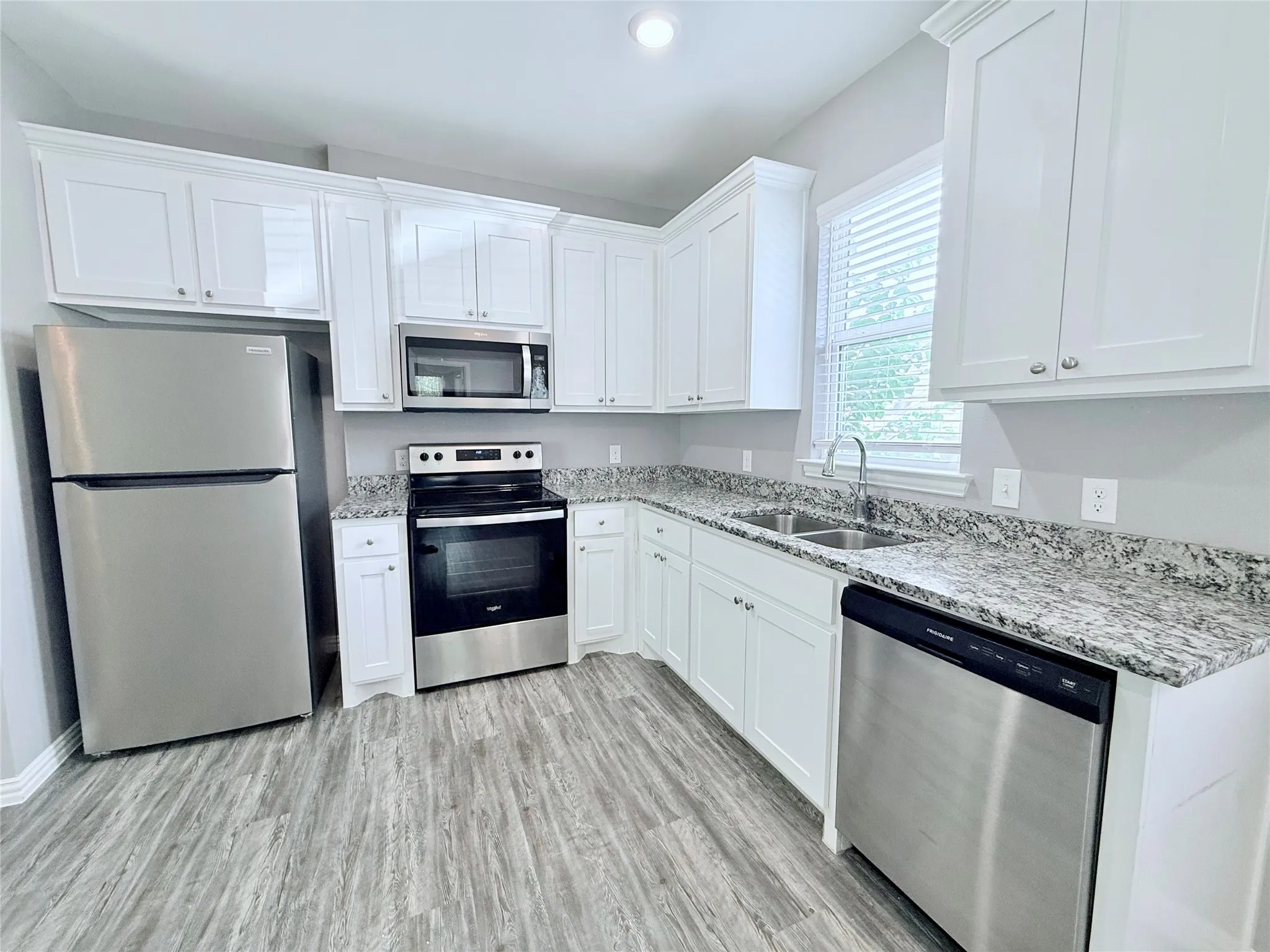 Single Family Residence For Rent in Grayson County , 600 E Shepherd Street, Denison, Texas 75021, 3 Bedroom, 2 Bathroom, 1 Garage spaces, 1,274 Sqft, built in 2023, mls#21352359, Real Estate Agent in Denison, Homes For Rent in Grayson county, Homes For Rent in Denison, Realtor in Denison Texas, Real Estate Brokerage Independent Realty Texas, Luminita Cordes Realtor