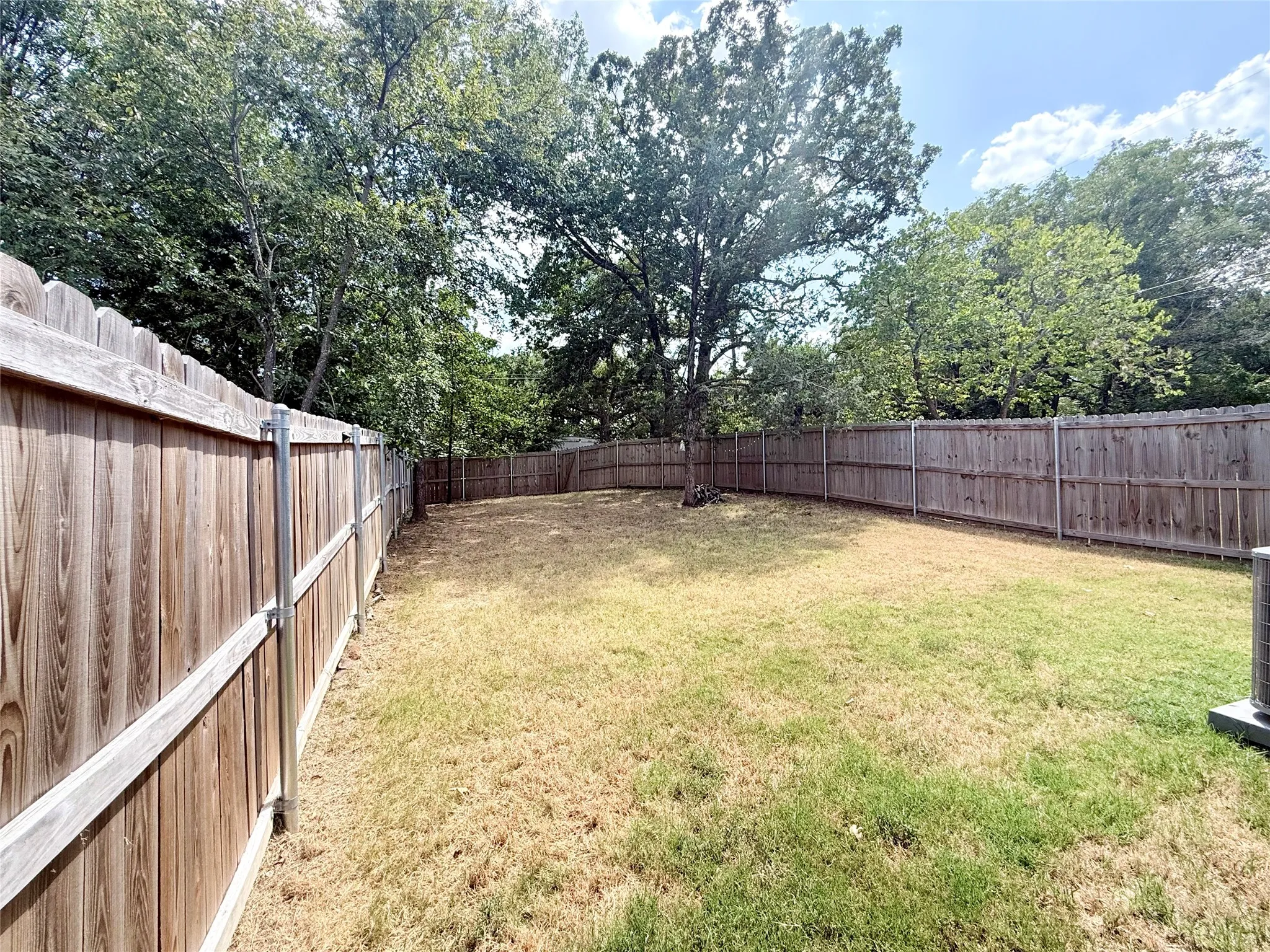Single Family Residence For Rent in Grayson County , 600 E Shepherd Street, Denison, Texas 75021, 3 Bedroom, 2 Bathroom, 1 Garage spaces, 1,274 Sqft, built in 2023, mls#21352359, Real Estate Agent in Denison, Homes For Rent in Grayson county, Homes For Rent in Denison, Realtor in Denison Texas, Real Estate Brokerage Independent Realty Texas, Luminita Cordes Realtor