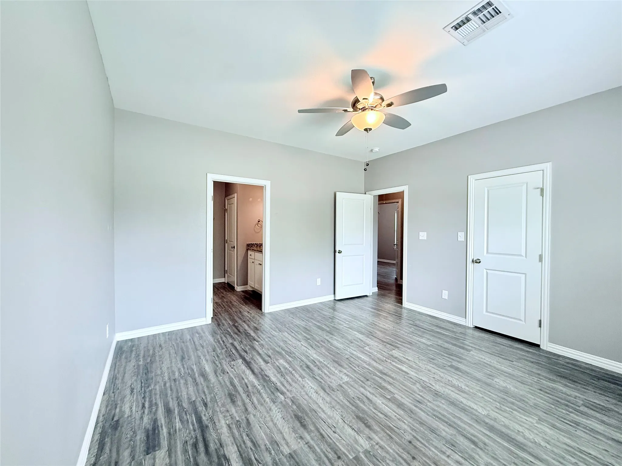Single Family Residence For Rent in Grayson County , 600 E Shepherd Street, Denison, Texas 75021, 3 Bedroom, 2 Bathroom, 1 Garage spaces, 1,274 Sqft, built in 2023, mls#21352359, Real Estate Agent in Denison, Homes For Rent in Grayson county, Homes For Rent in Denison, Realtor in Denison Texas, Real Estate Brokerage Independent Realty Texas, Luminita Cordes Realtor