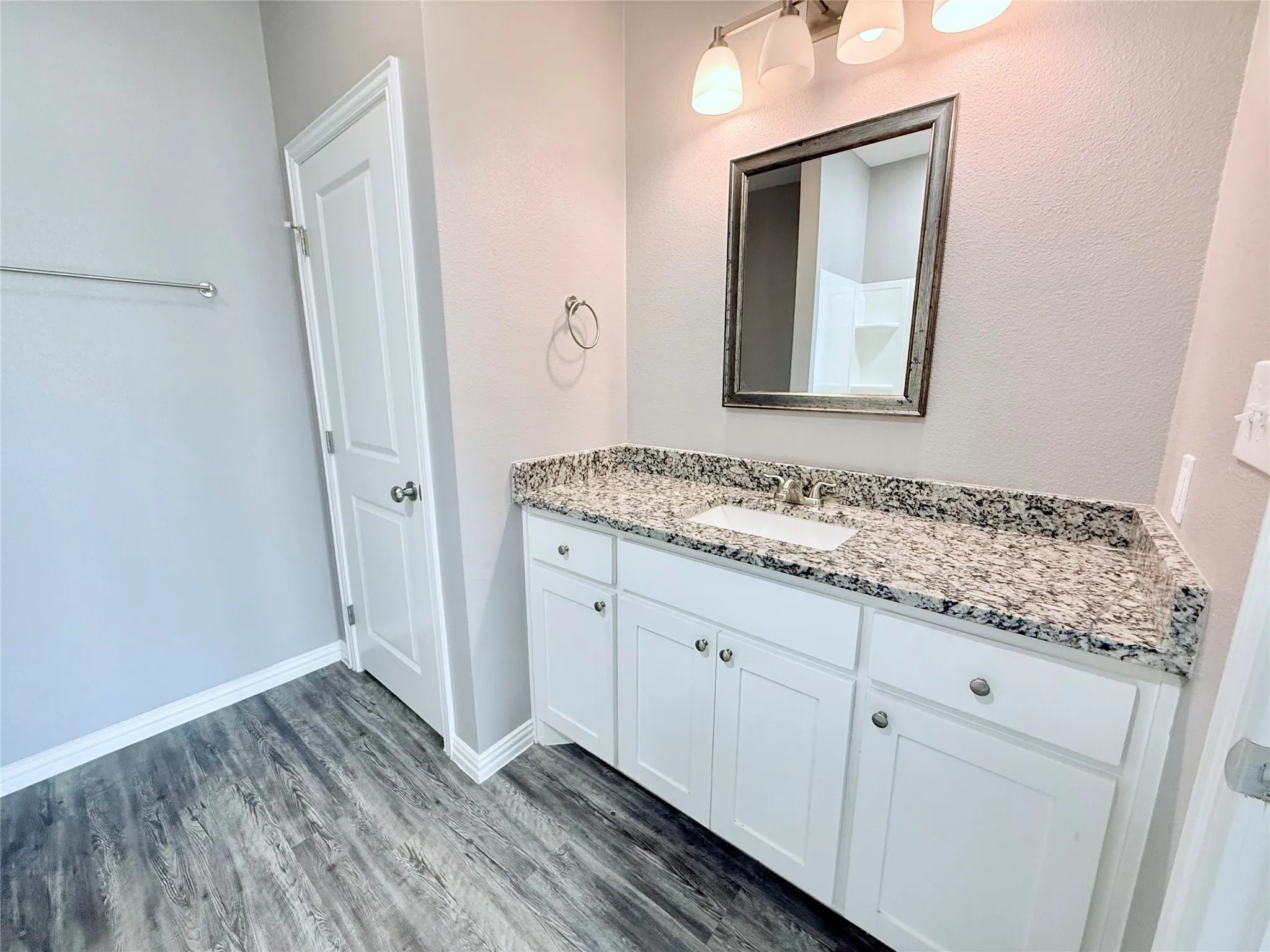 Single Family Residence For Rent in Grayson County , 600 E Shepherd Street, Denison, Texas 75021, 3 Bedroom, 2 Bathroom, 1 Garage spaces, 1,274 Sqft, built in 2023, mls#21352359, Real Estate Agent in Denison, Homes For Rent in Grayson county, Homes For Rent in Denison, Realtor in Denison Texas, Real Estate Brokerage Independent Realty Texas, Luminita Cordes Realtor