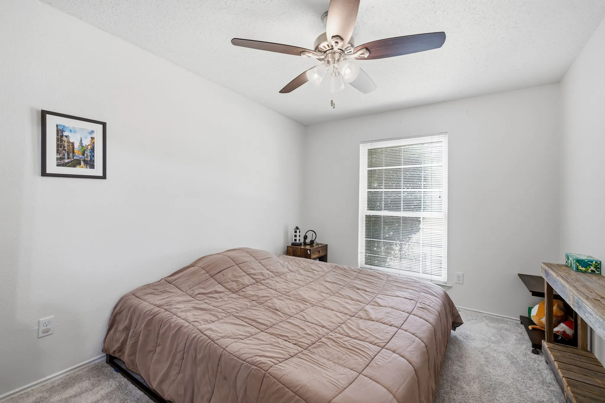 Single Family Residence For Sale in Denton County , 1517 Palisades Drive, Carrollton, Texas 75007, 3 Bedroom, 2 Bathroom, 2 Garage spaces, 1,933 Sqft, built in 1989, mls#21350267, Real Estate Agent in Carrollton, Homes For Sale in Denton county, Homes For Sale in Carrollton, Realtor in Carrollton Texas, Real Estate Brokerage Independent Realty Texas, Luminita Cordes Realtor