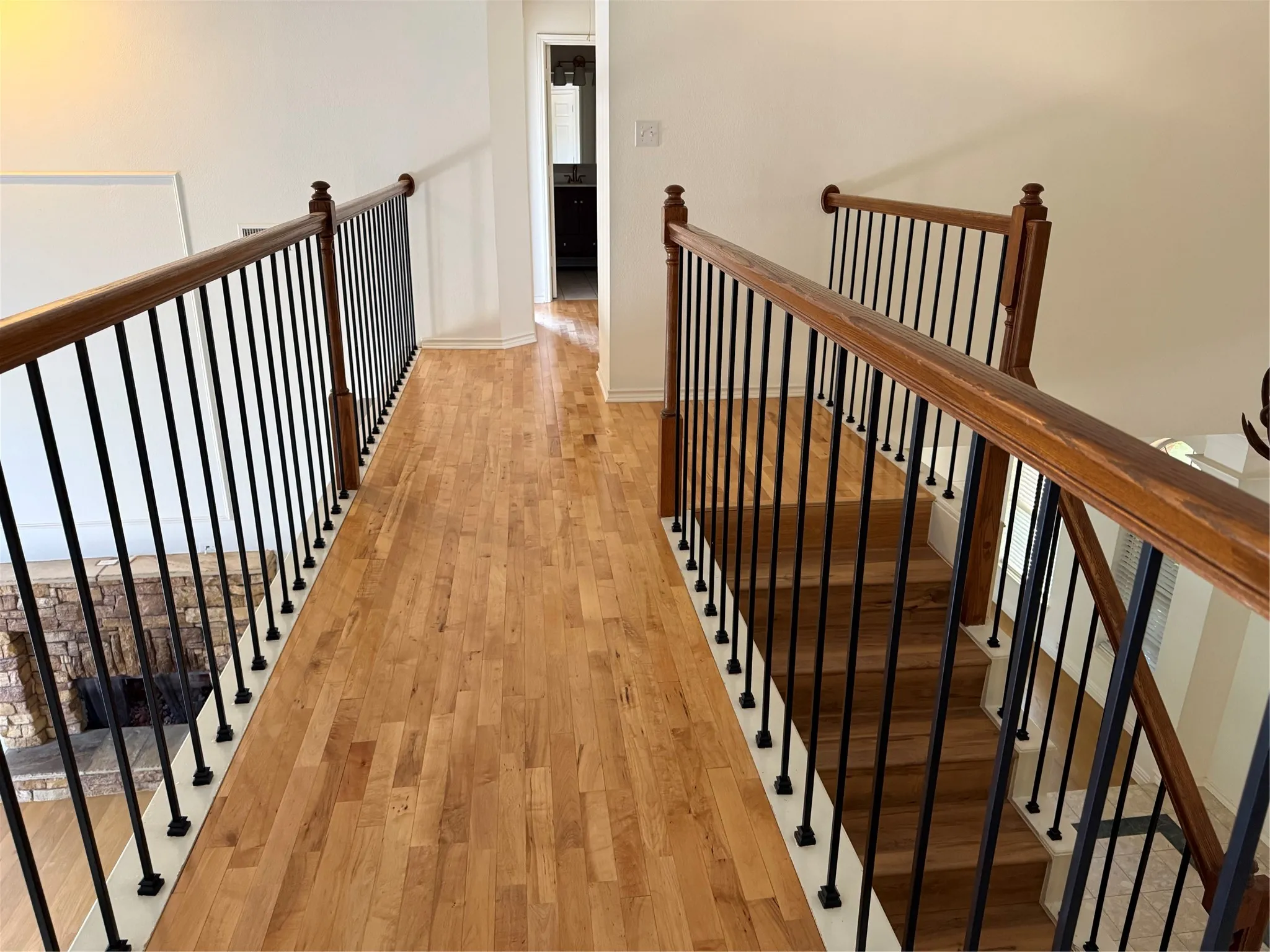 Single Family Residence For Sale in Collin County , 7212 Swallow Branch Lane, Plano, Texas 75025, 5 Bedroom, 3 Bathroom, 2 Garage spaces, 2,863 Sqft, built in 1989, mls#21352024, Real Estate Agent in Plano, Homes For Sale in Collin county, Homes For Sale in Plano, Realtor in Plano Texas, Real Estate Brokerage Independent Realty Texas, Luminita Cordes Realtor