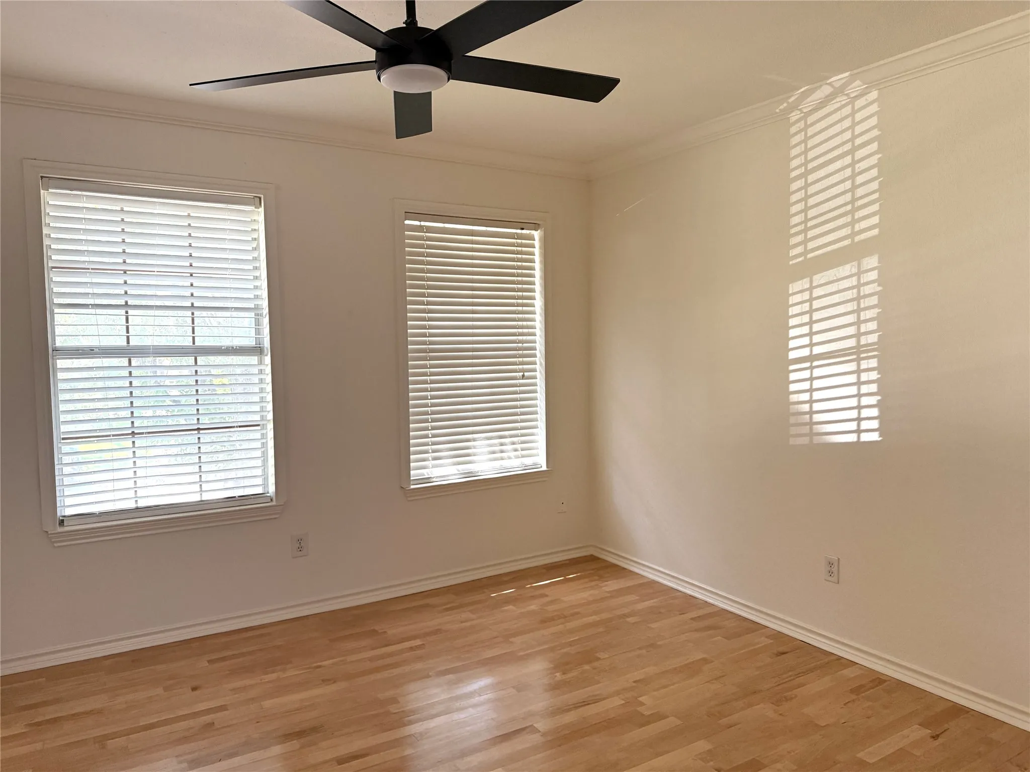 Single Family Residence For Sale in Collin County , 7212 Swallow Branch Lane, Plano, Texas 75025, 5 Bedroom, 3 Bathroom, 2 Garage spaces, 2,863 Sqft, built in 1989, mls#21352024, Real Estate Agent in Plano, Homes For Sale in Collin county, Homes For Sale in Plano, Realtor in Plano Texas, Real Estate Brokerage Independent Realty Texas, Luminita Cordes Realtor