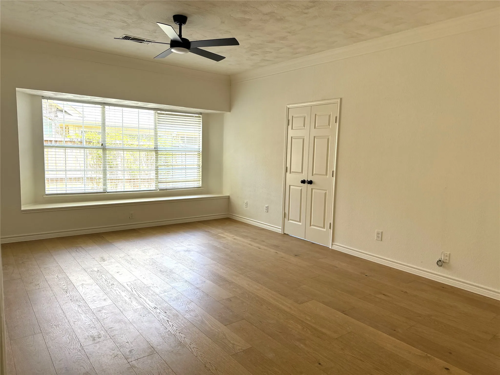 Single Family Residence For Sale in Collin County , 7212 Swallow Branch Lane, Plano, Texas 75025, 5 Bedroom, 3 Bathroom, 2 Garage spaces, 2,863 Sqft, built in 1989, mls#21352024, Real Estate Agent in Plano, Homes For Sale in Collin county, Homes For Sale in Plano, Realtor in Plano Texas, Real Estate Brokerage Independent Realty Texas, Luminita Cordes Realtor