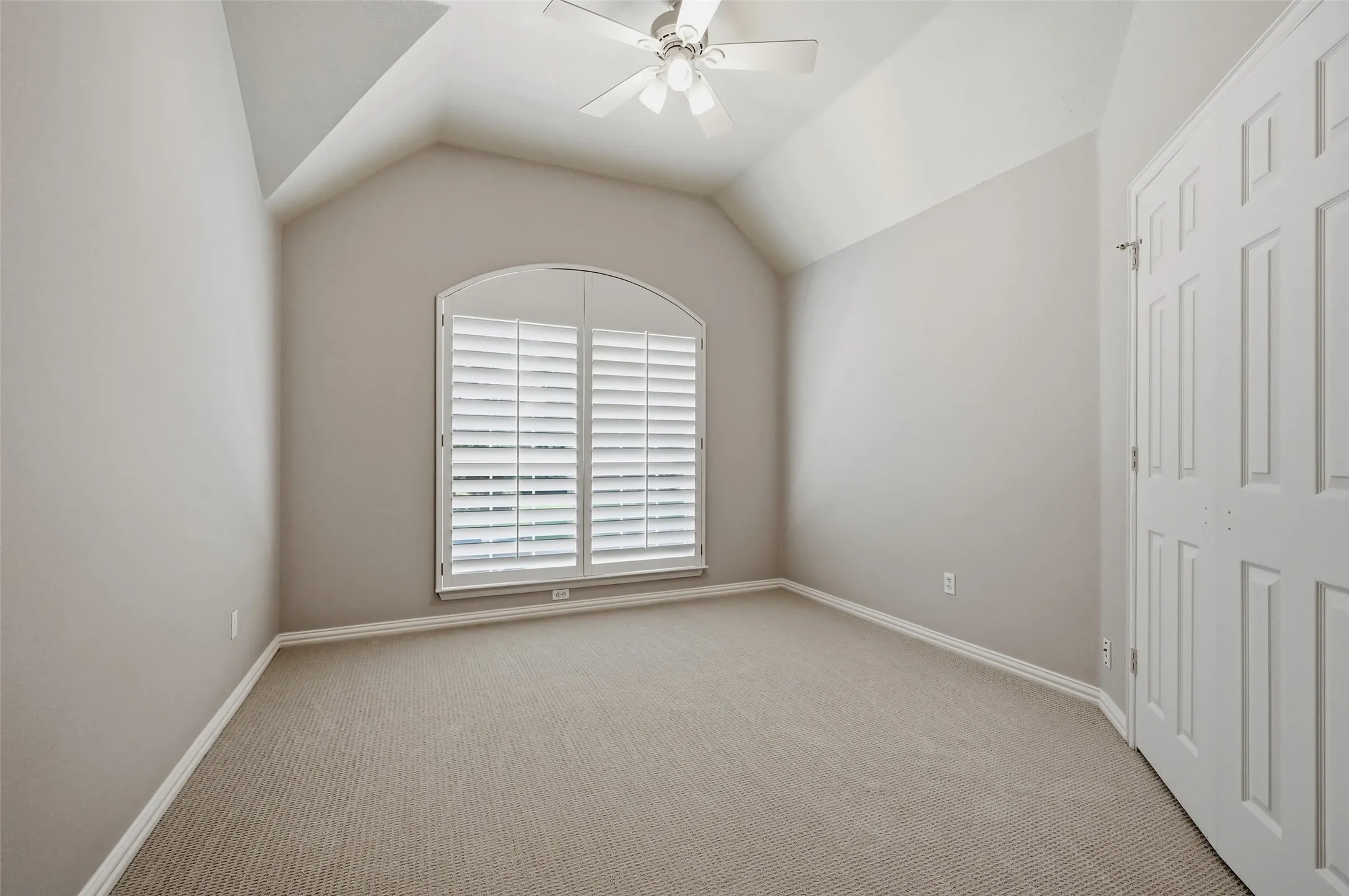 Single Family Residence For Sale in Collin County , 1426 Westmont Drive, Allen, Texas 75013, 5 Bedroom, 4 Bathroom, 3 Garage spaces, 3,333 Sqft, built in 1998, mls#21352372, Real Estate Agent in Allen, Homes For Sale in Collin county, Homes For Sale in Allen, Realtor in Allen Texas, Real Estate Brokerage Independent Realty Texas, Luminita Cordes Realtor