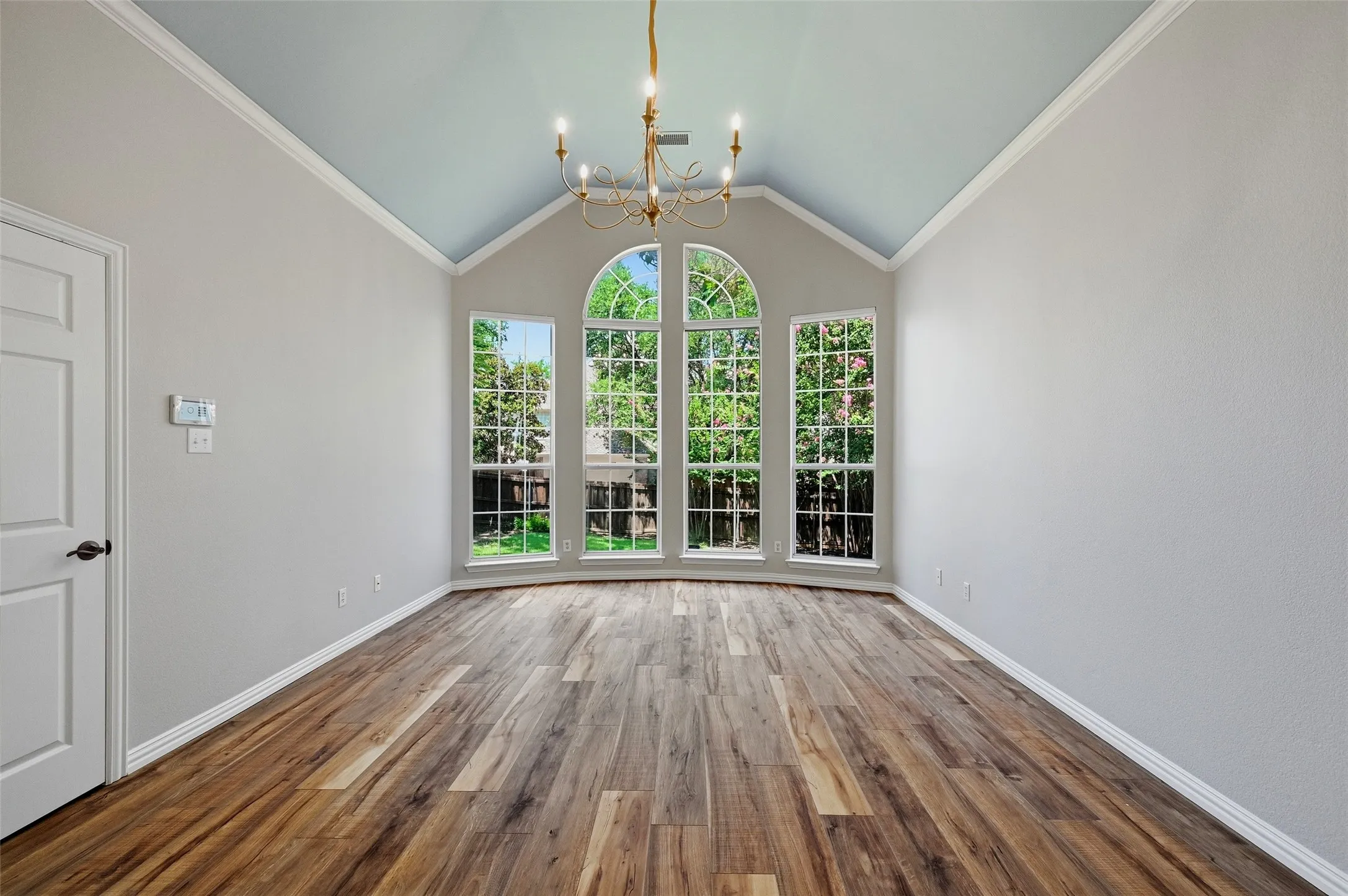 Single Family Residence For Sale in Collin County , 1426 Westmont Drive, Allen, Texas 75013, 5 Bedroom, 4 Bathroom, 3 Garage spaces, 3,333 Sqft, built in 1998, mls#21352372, Real Estate Agent in Allen, Homes For Sale in Collin county, Homes For Sale in Allen, Realtor in Allen Texas, Real Estate Brokerage Independent Realty Texas, Luminita Cordes Realtor